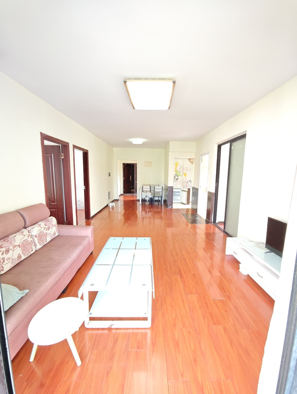 阿普阿布 3室1厅1卫 2200.0元/月 阿普阿布 3室1厅1卫 2200.0元/月户型图