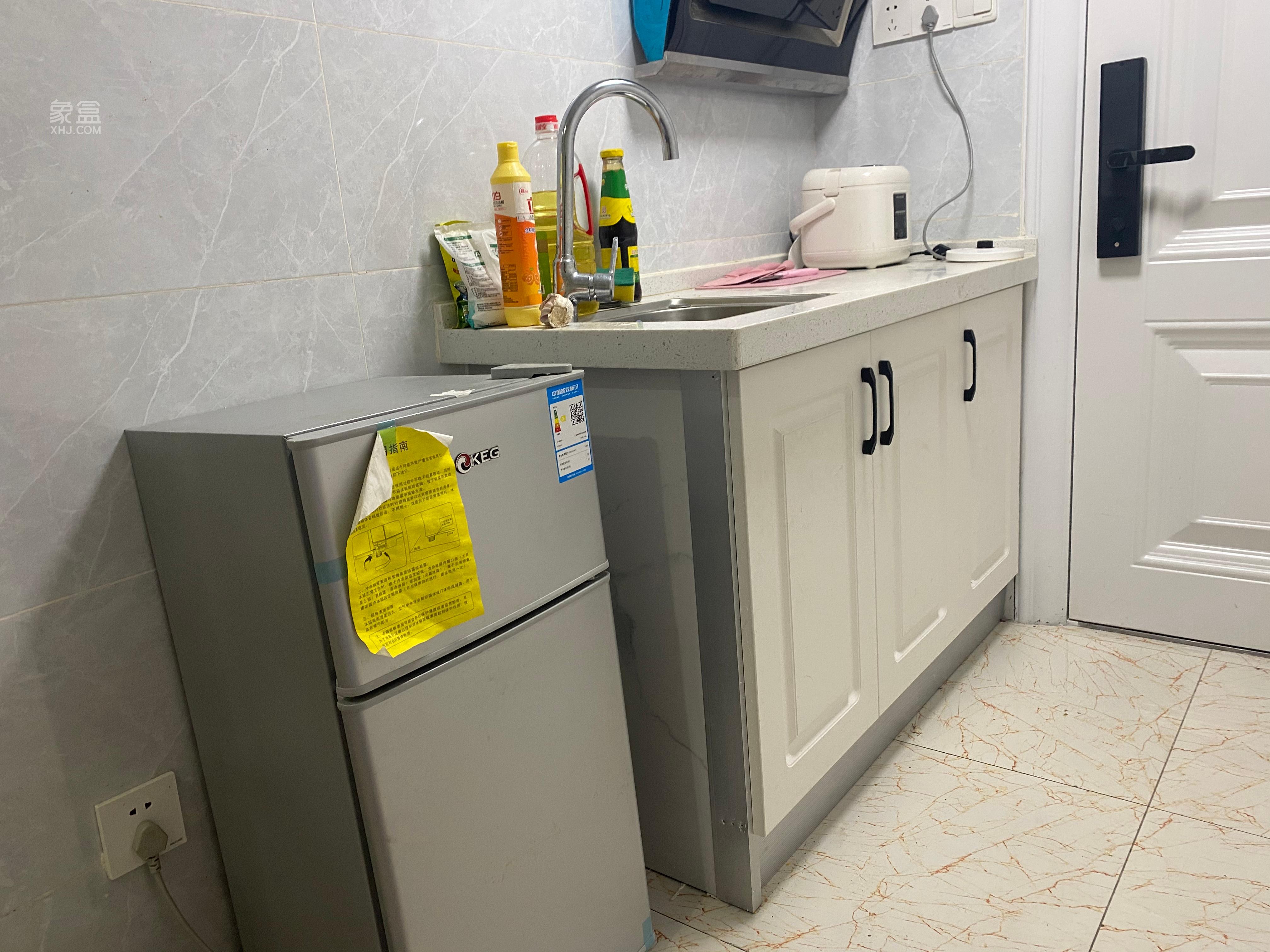 赛福尔公寓 1室1厅1卫 1750.0元/月 赛福尔公寓 1室1厅1卫 1750.0元/月室内图