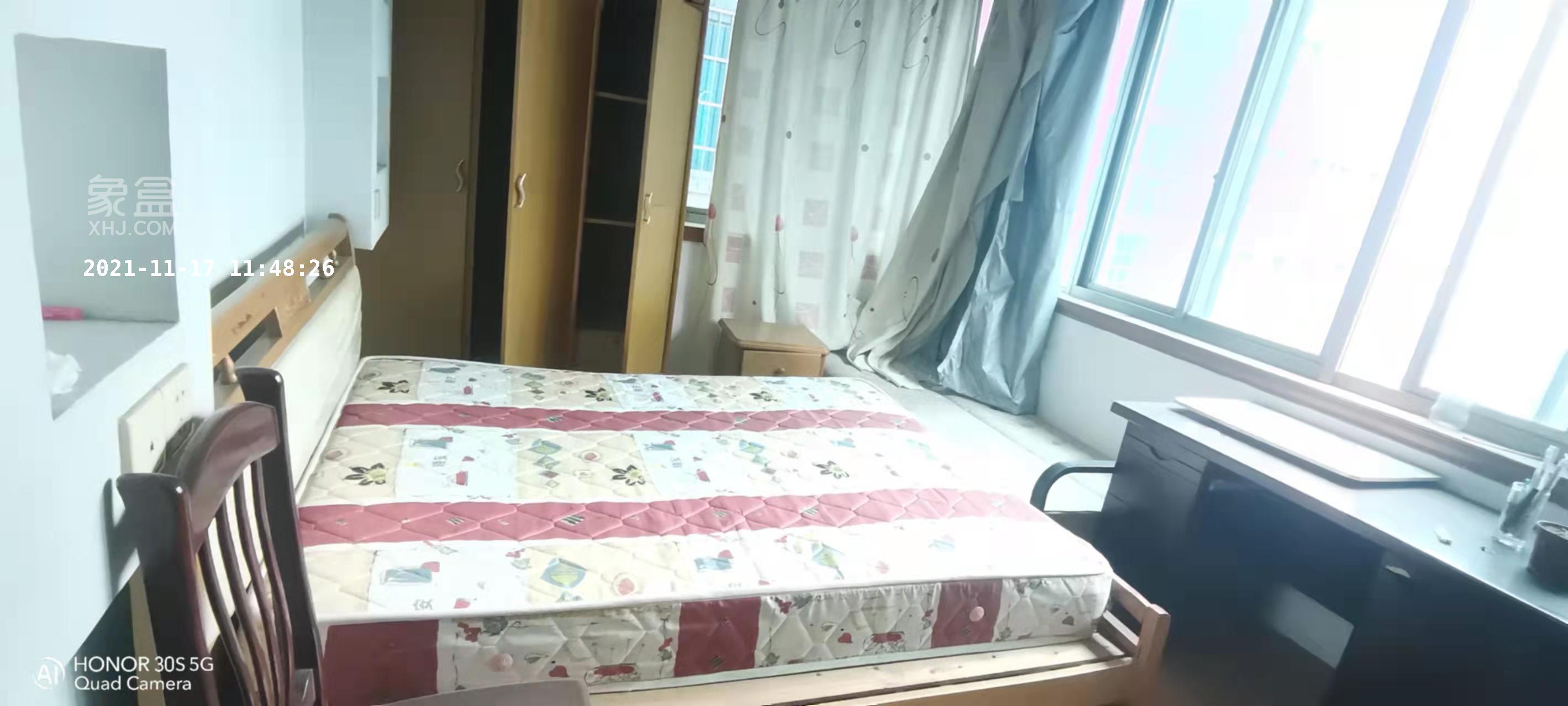 凤凰大厦  4室2厅1卫    4000.0元/月室内图