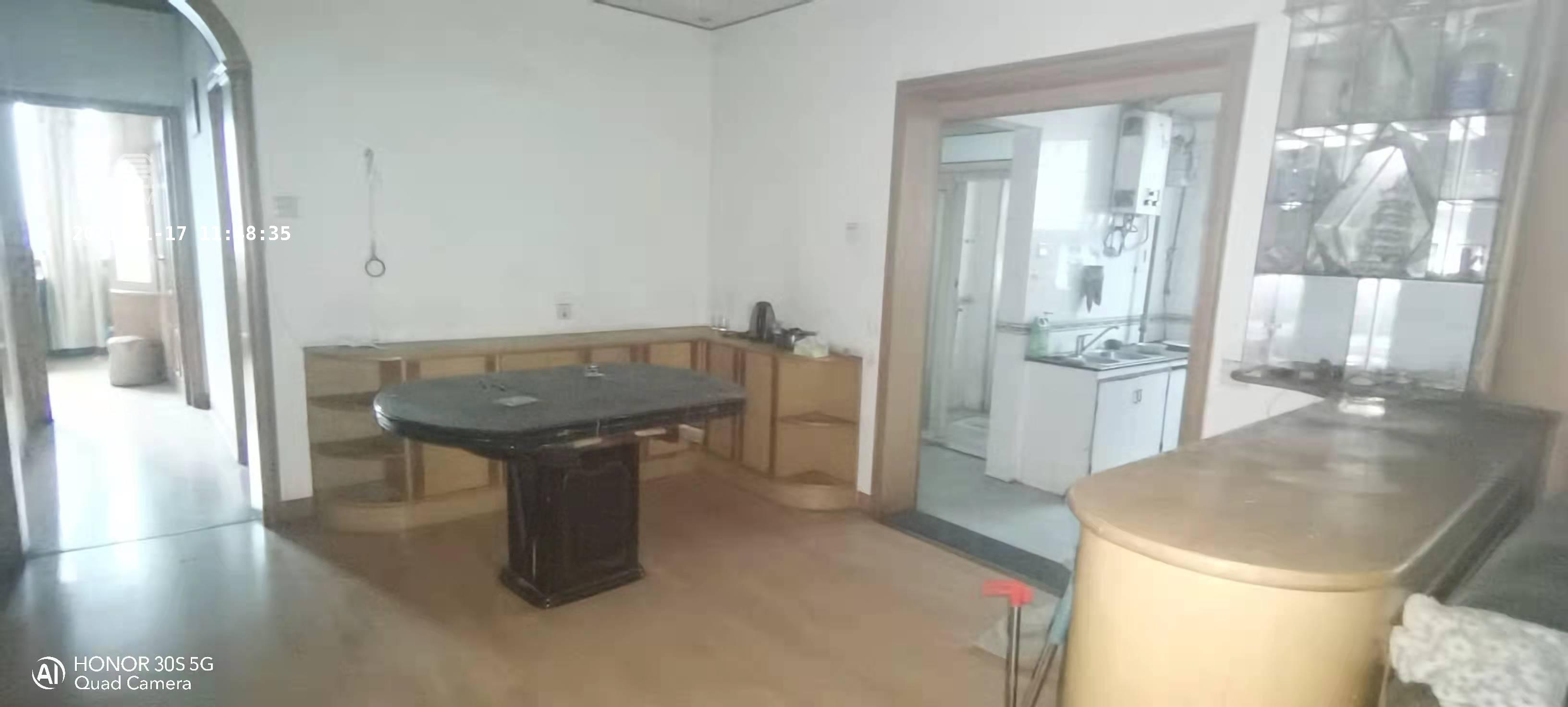 凤凰大厦  4室2厅1卫    4000.0元/月室内图