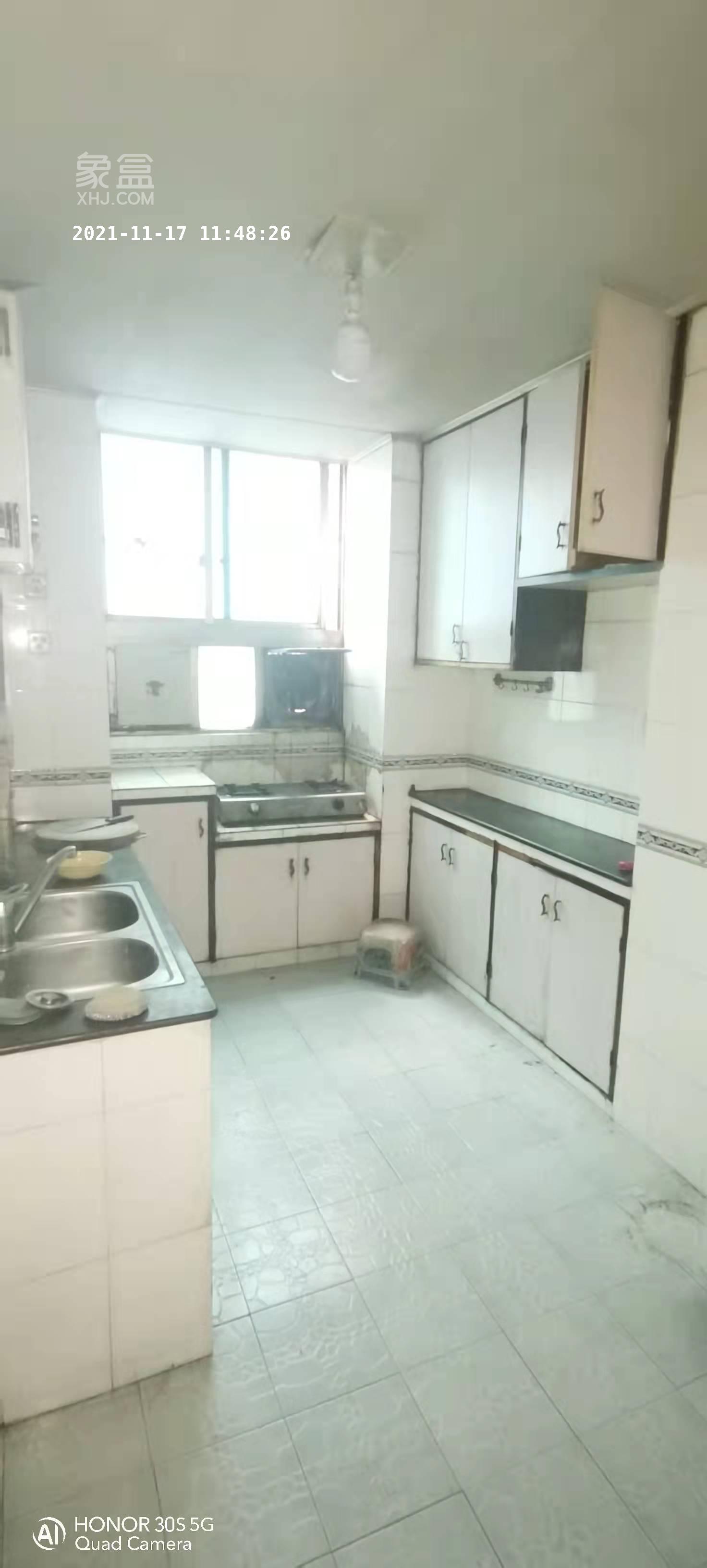 凤凰大厦  4室2厅1卫    4000.0元/月室内图