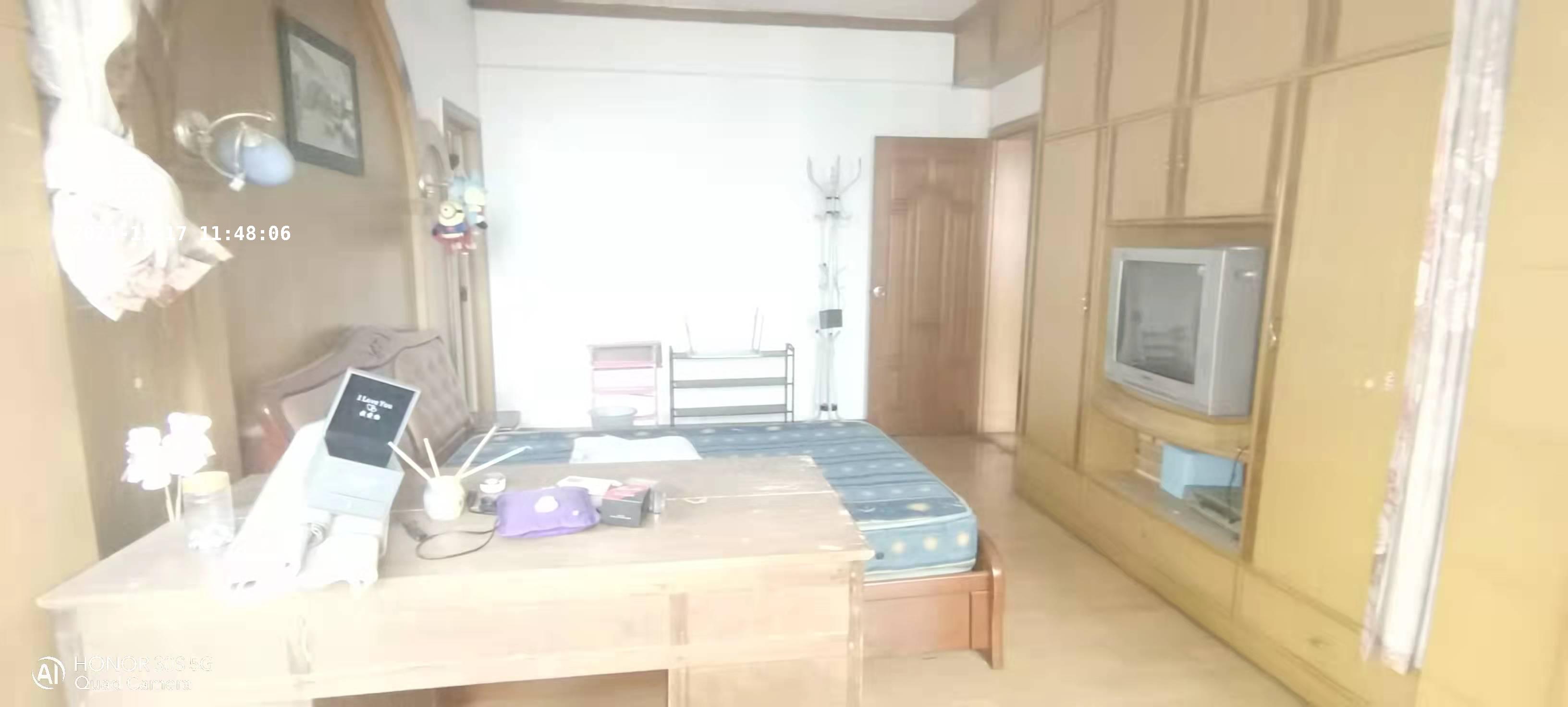 凤凰大厦  4室2厅1卫    4000.0元/月室内图