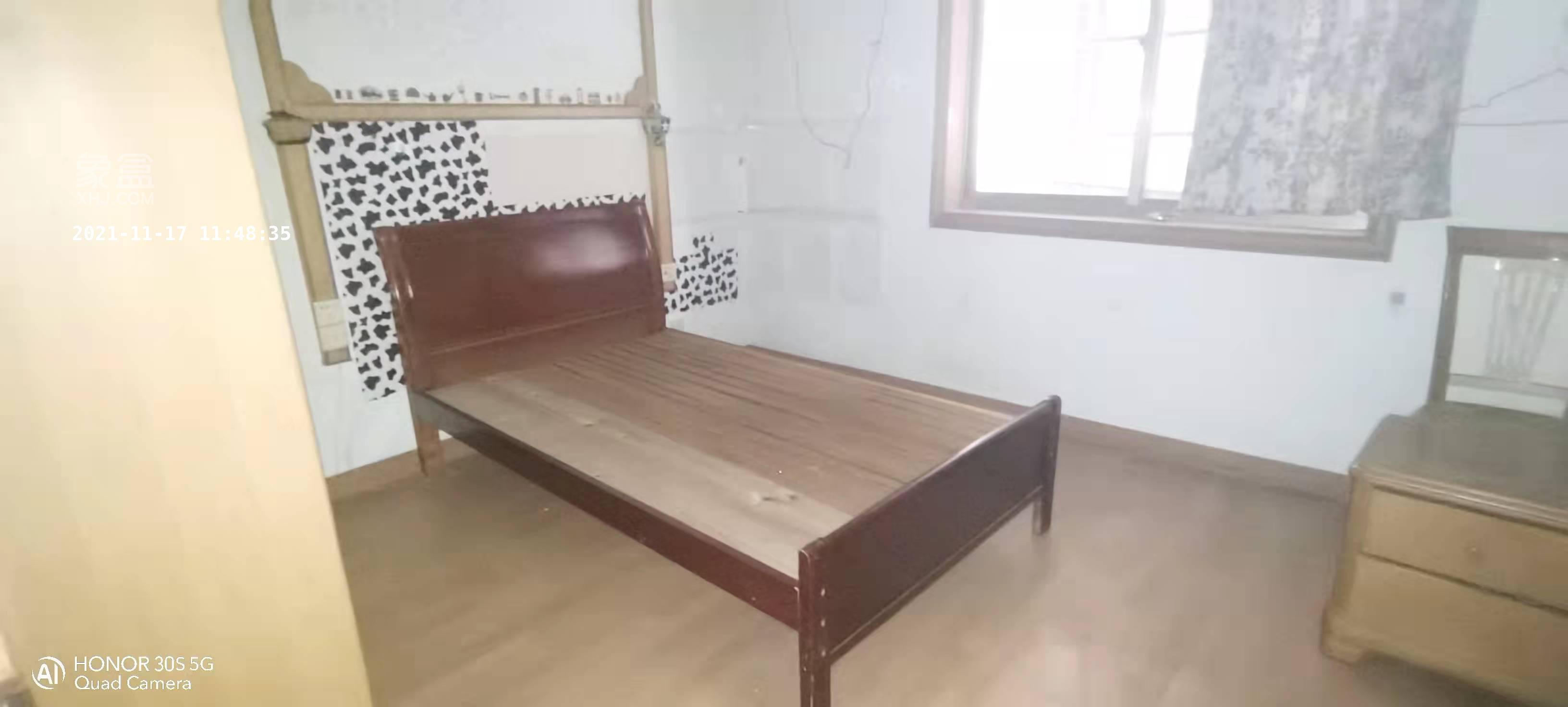 凤凰大厦 4室2厅1卫 4000.0元/月 凤凰大厦 4室2厅1卫 4000.0元/月室内图