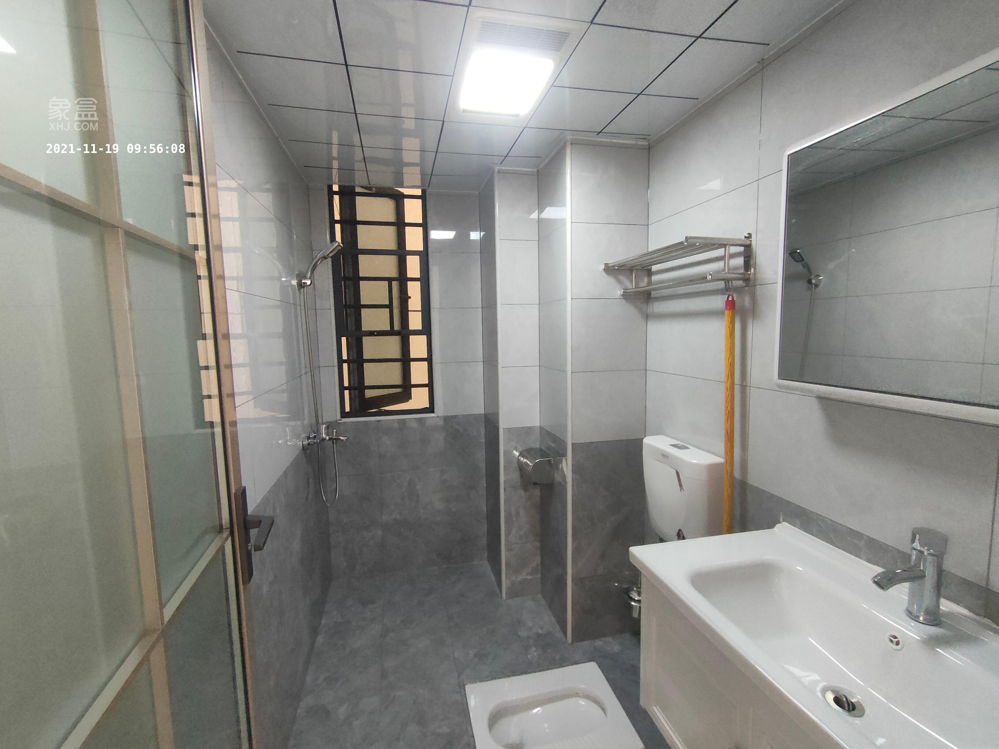 华远海蓝郡 3室2厅1卫 2500.0元/月 华远海蓝郡 3室2厅1卫 2500.0元/月室内图