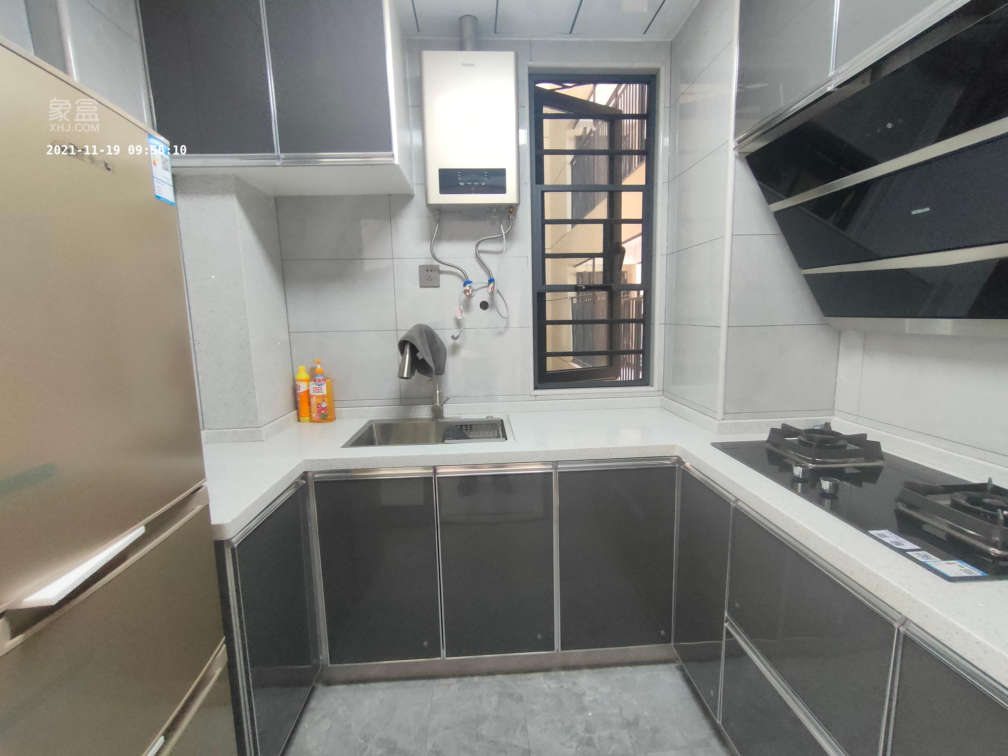 华远海蓝郡  3室2厅1卫    2500.0元/月室内图