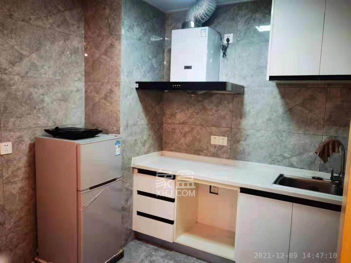 城市时光  1室1厅1卫   1500.00元/月室内图