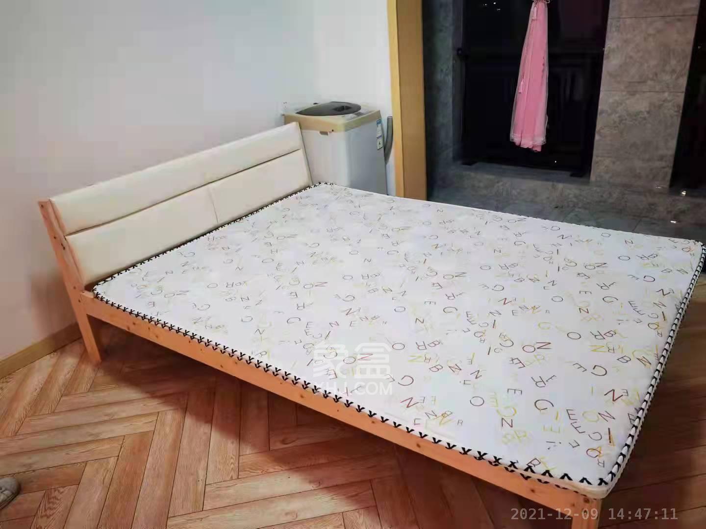 城市时光  1室1厅1卫   1500.00元/月室内图
