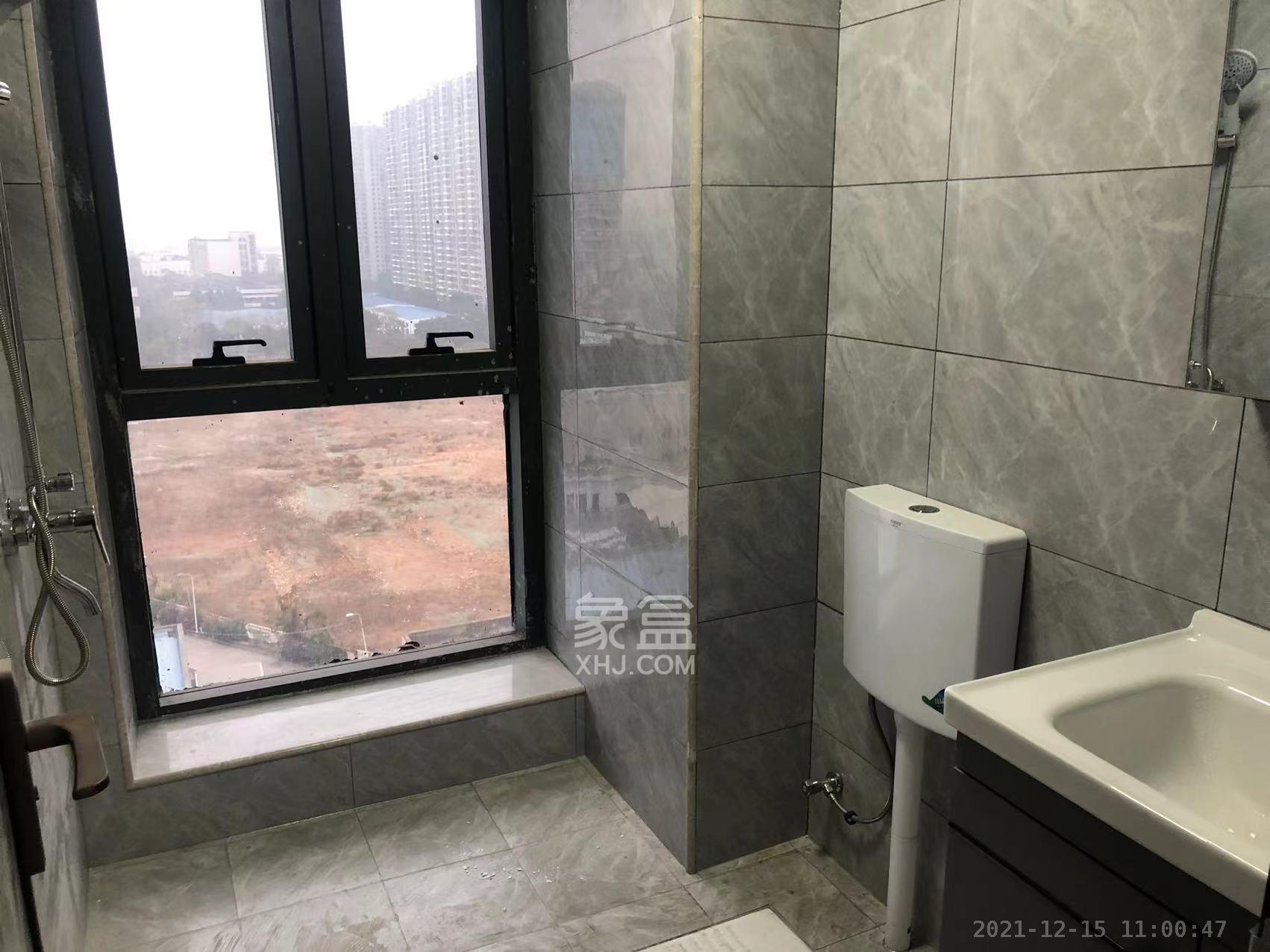 广华国际公馆(广华大厦) 3室2厅1卫 2800.0元/月 广华国际公馆(广华大厦) 3室2厅1卫 2800.0元/月室内图