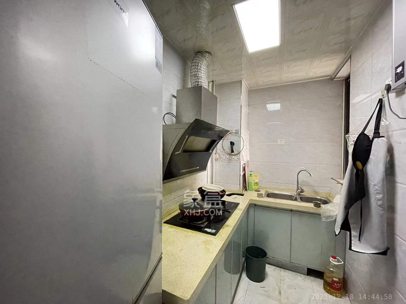 锦泰东环国际 1室1厅1卫 2100.0元/月 锦泰东环国际 1室1厅1卫 2100.0元/月室内图