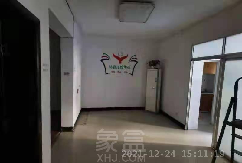 宋家桥晏家湾  3室2厅2卫   1500.00元/月室内图