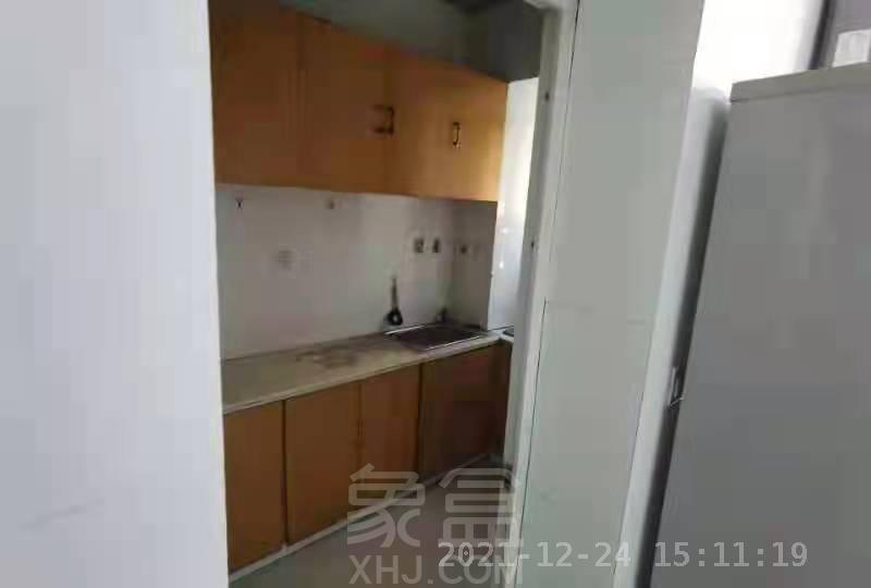 宋家桥晏家湾  3室2厅2卫   1500.00元/月室内图