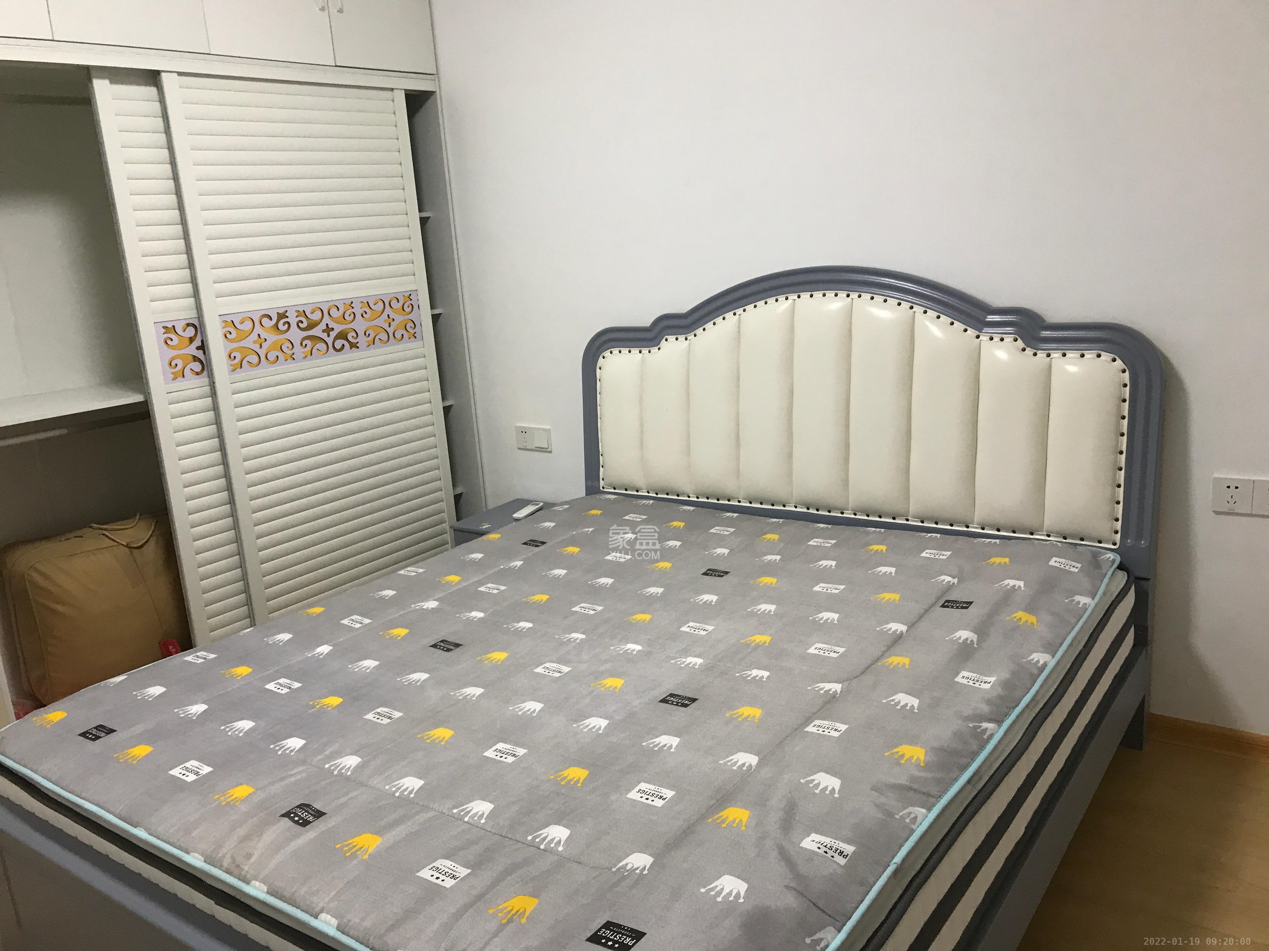 澳海谷山府  3室2厅2卫   2200.00元/月室内图