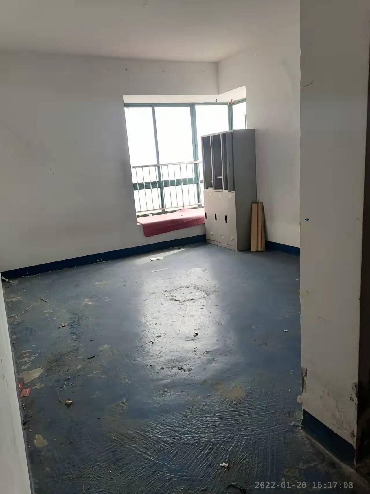 新城首座  3室2厅2卫   1400.00元/月室内图