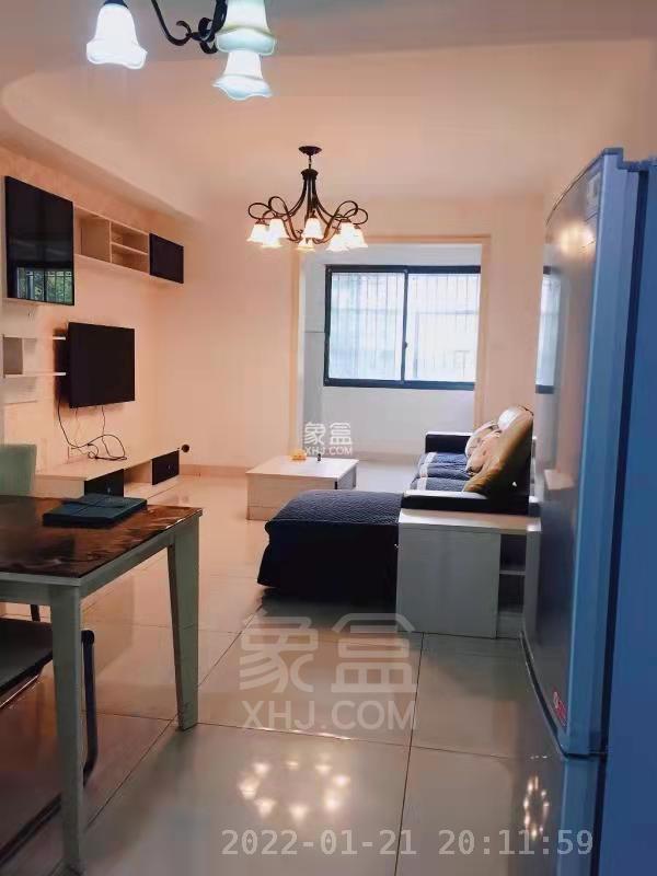 岭秀天下  2室2厅1卫    1500.0元/月 岭秀天下  2室2厅1卫    1500.0元/月室内图1