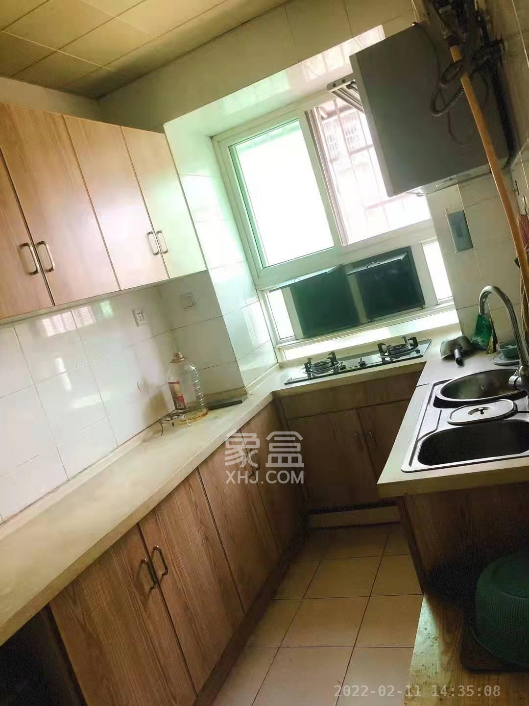 豐收花園住宅小區(qū)  3室2廳1衛(wèi)    1800.0元/月室內(nèi)圖