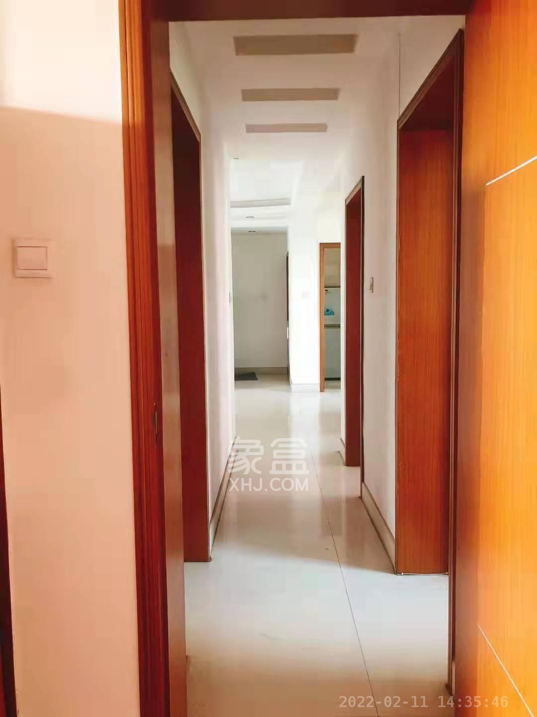 豐收花園住宅小區(qū)  3室2廳1衛(wèi)    1800.0元/月室內(nèi)圖