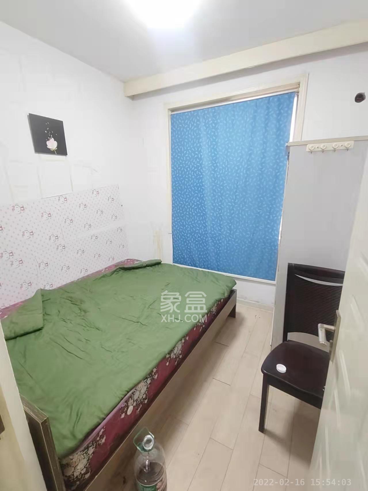 新星小区  4室2厅1卫    2300.0元/月室内图