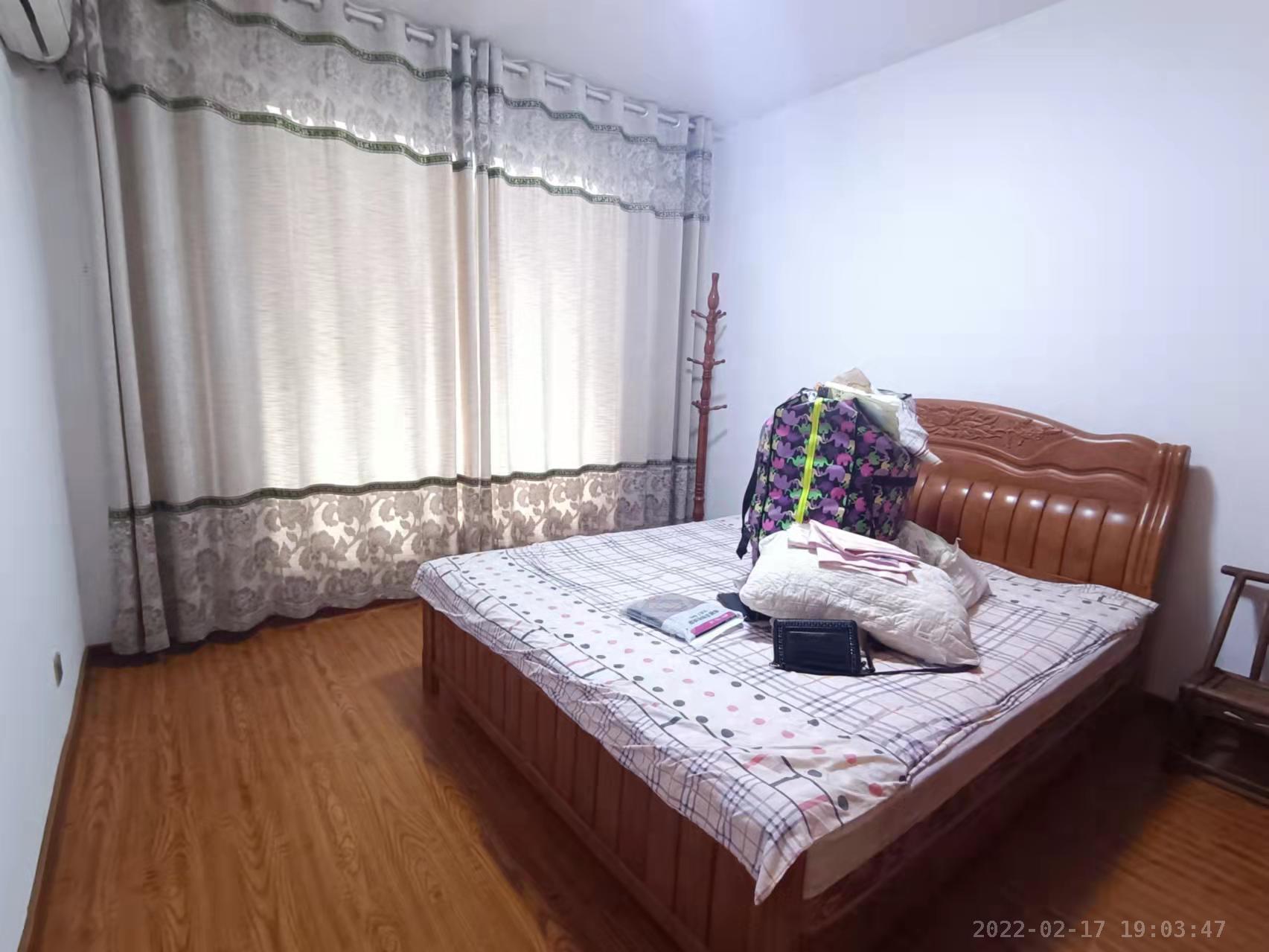 湘湾A区 3室2厅1厨1卫家电齐全 三楼 随时看 湘湾A区 3室2厅1厨1卫家电齐全 三楼 随时看室内图