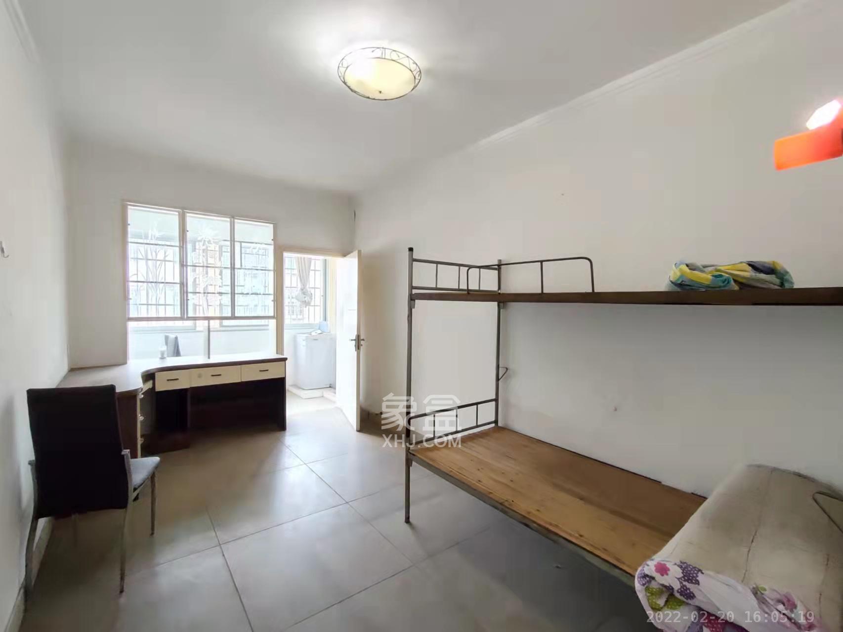 丰收花园住宅小区  3室2厅2卫    1600.0元/月 丰收花园住宅小区  3室2厅2卫    1600.0元/月室内图