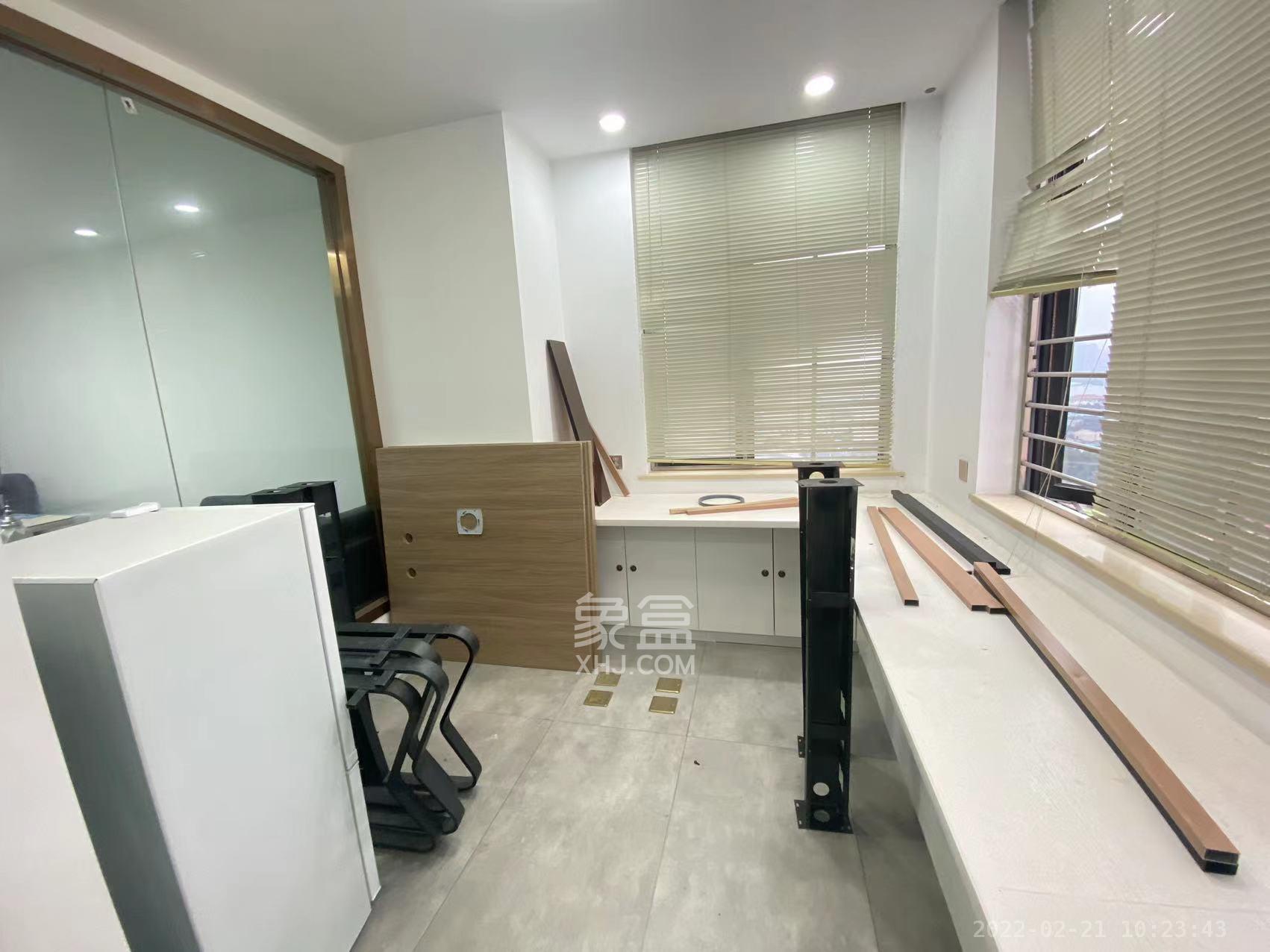 江河湾中心  2室1厅0卫   12000.00元/月室内图