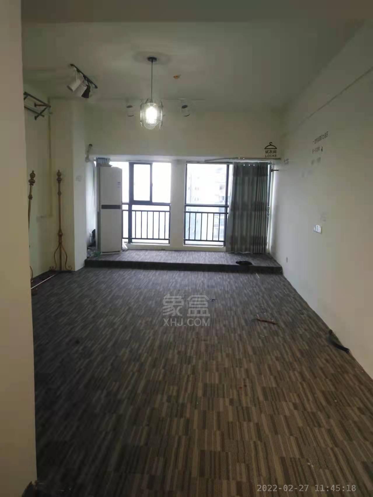 银泰财富广场  1室1厅1卫   1100.00元/月室内图