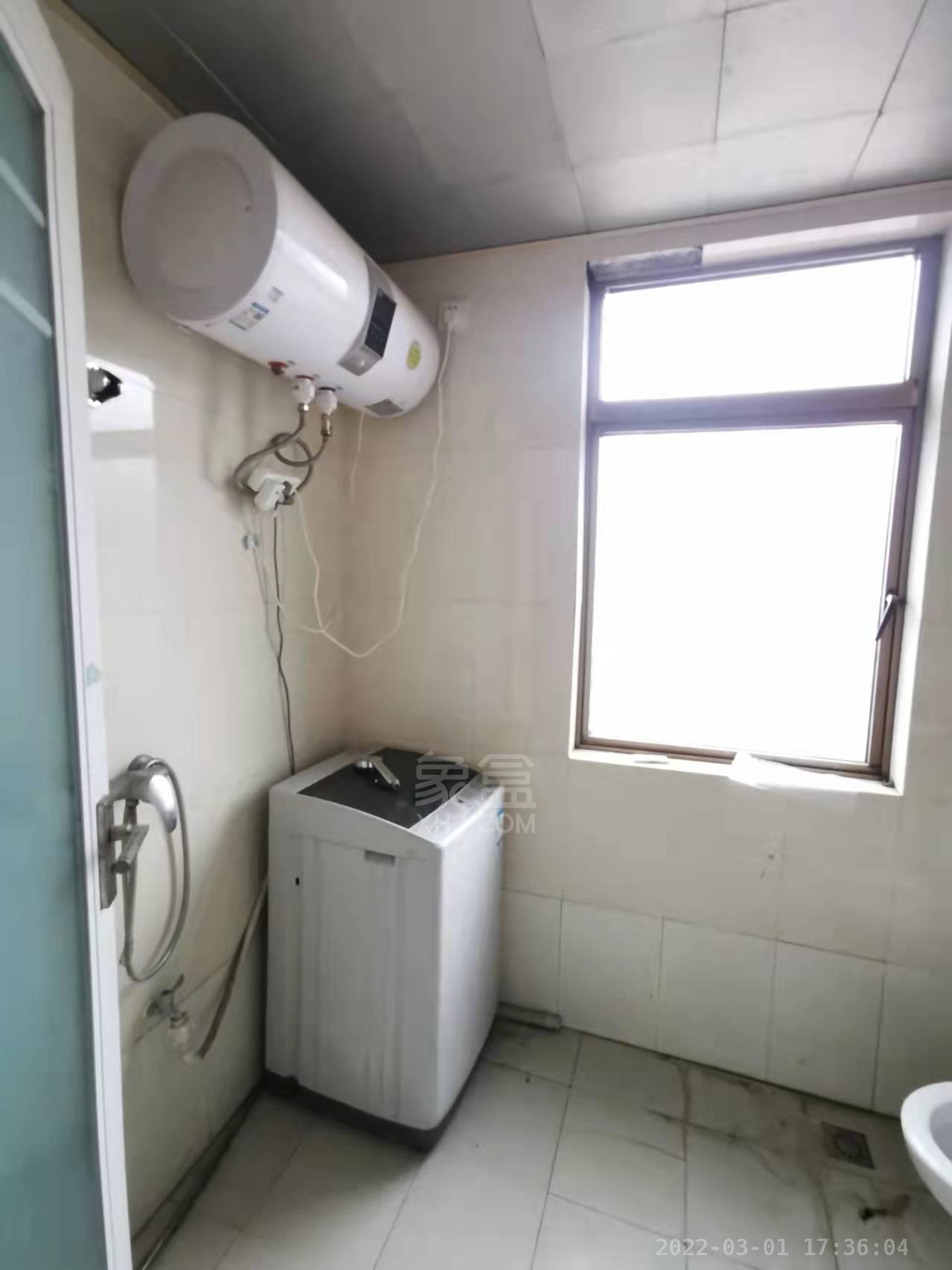 万鸿鑫城  1室1厅1卫   950.00元/月室内图