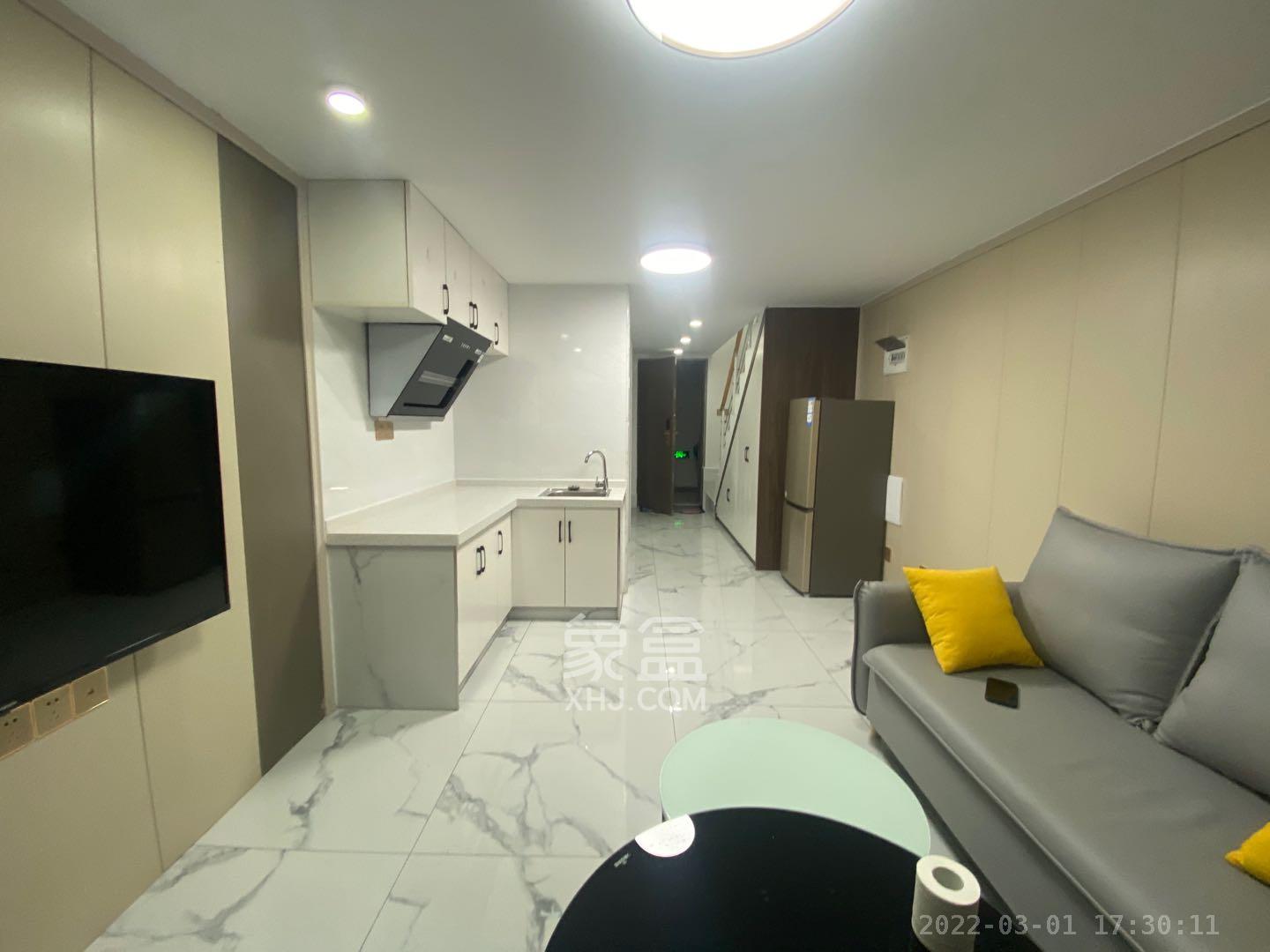 弘坤云寓 2室1厅1卫 2600.0元/月 弘坤云寓 2室1厅1卫 2600.0元/月室内图