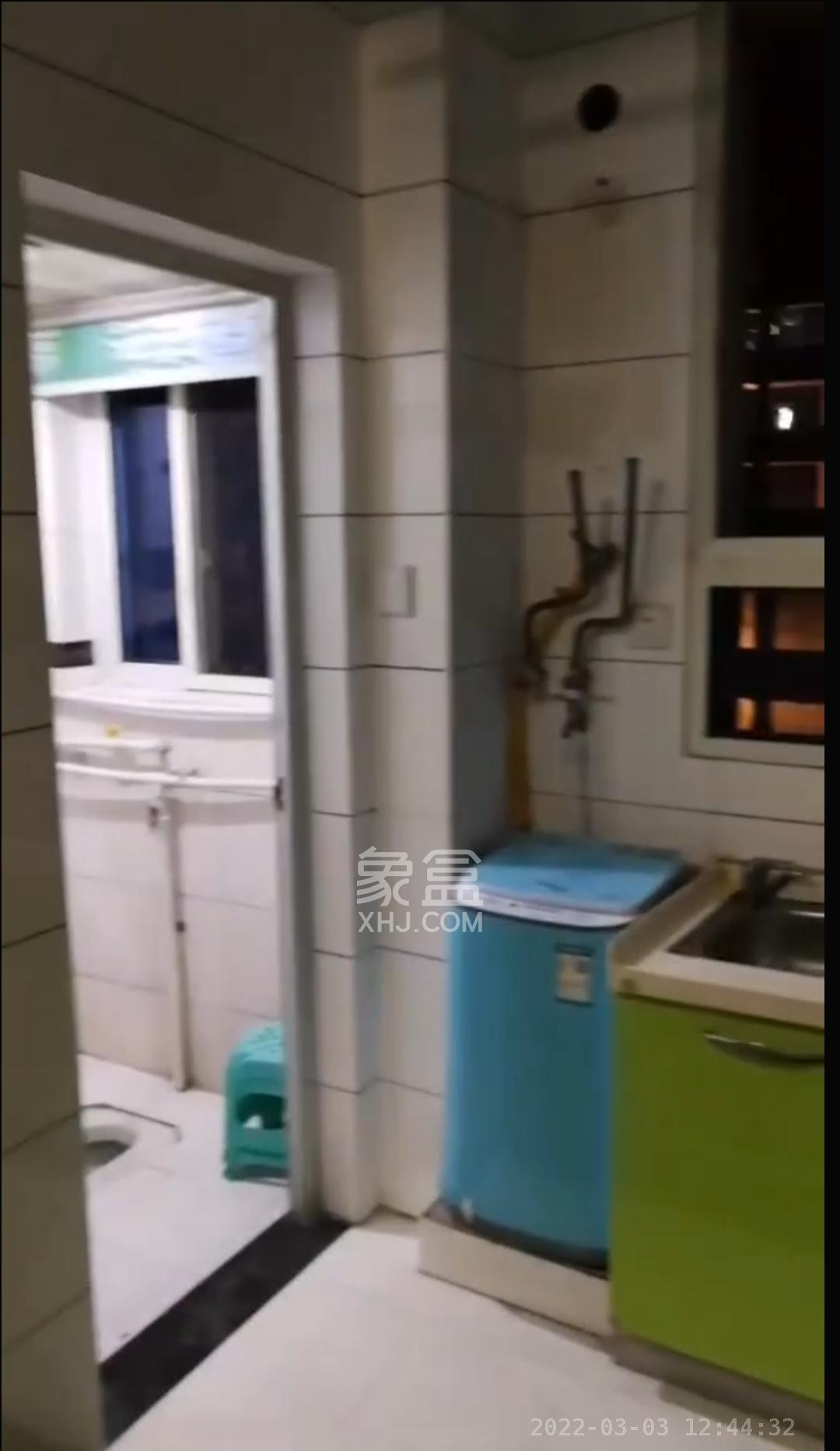 都市E站  1室1厅1卫    1300.0元/月室内图