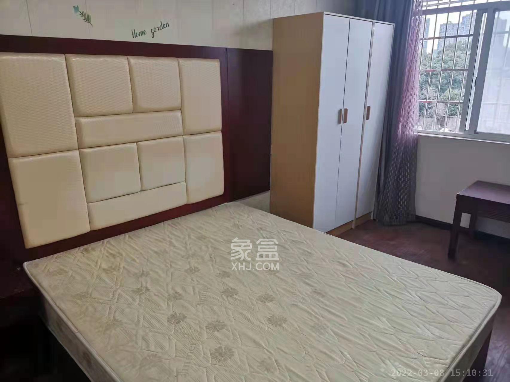 城西安置小区 1室1厅1卫 1400.0元/月 城西安置小区 1室1厅1卫 1400.0元/月室内图