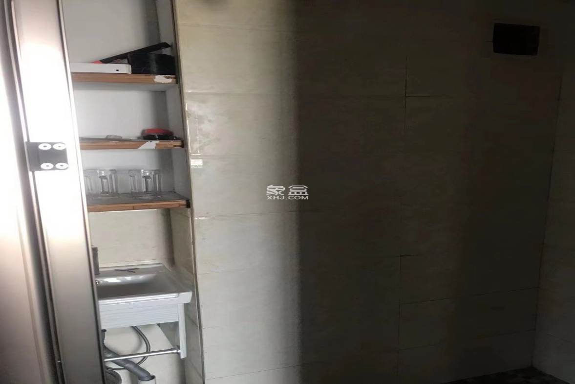 天伦国际 2室1厅1卫 2000.00元/月 天伦国际 2室1厅1卫 2000.00元/月室内图