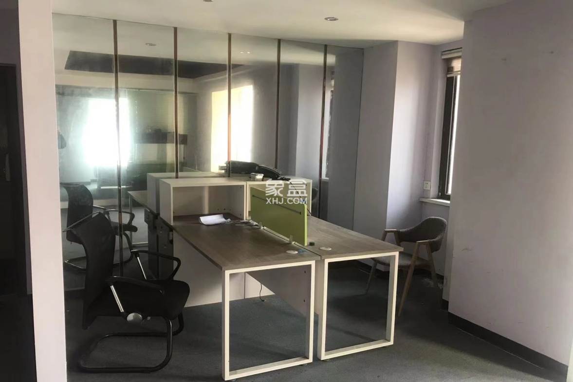 天伦国际 2室1厅1卫 2000.00元/月 天伦国际 2室1厅1卫 2000.00元/月室内图