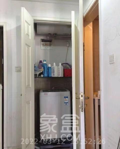 郡原广场  1室1厅1卫    1900.0元/月室内图