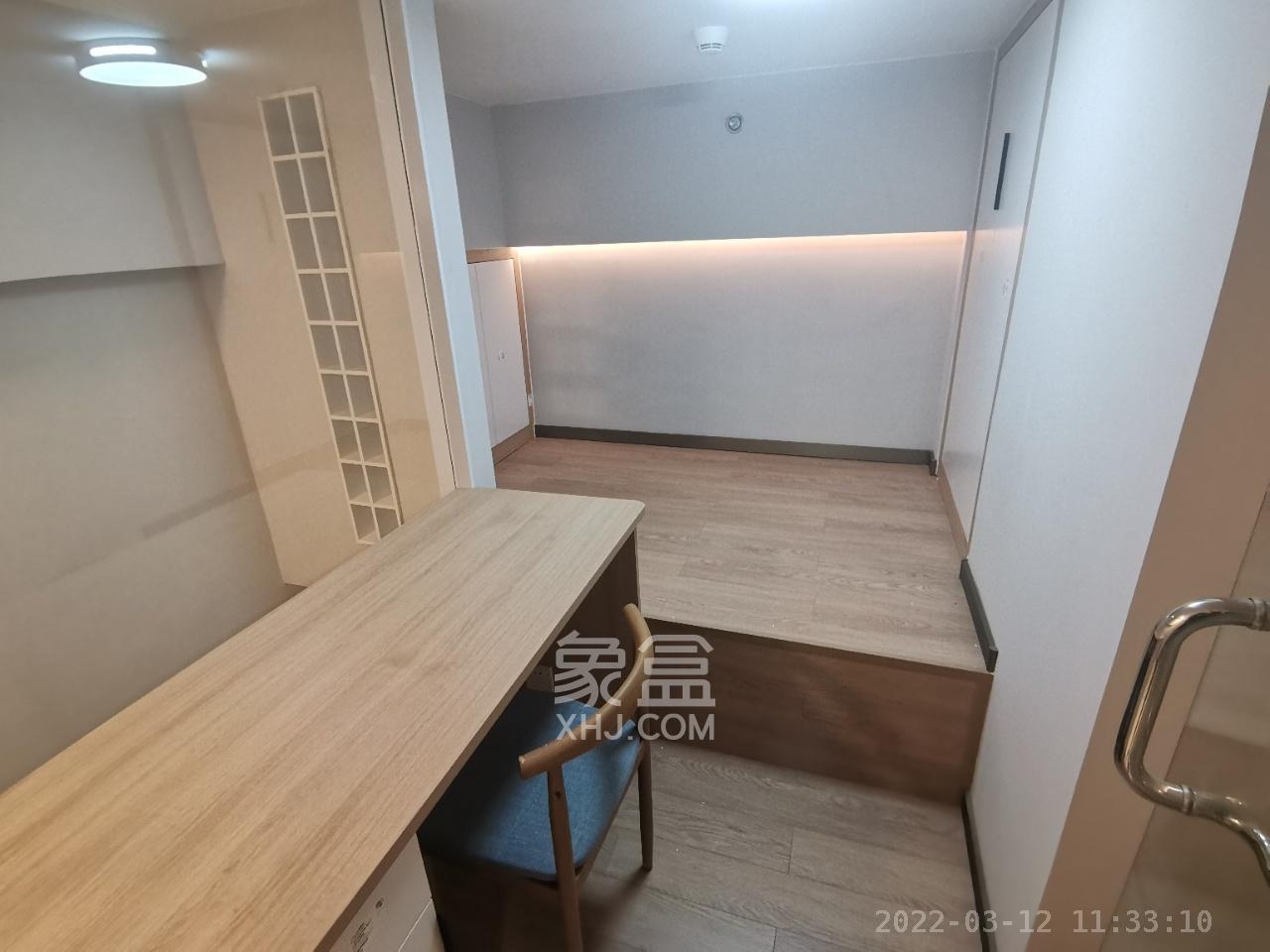 时代年华  2室1厅1卫    1600.0元/月室内图