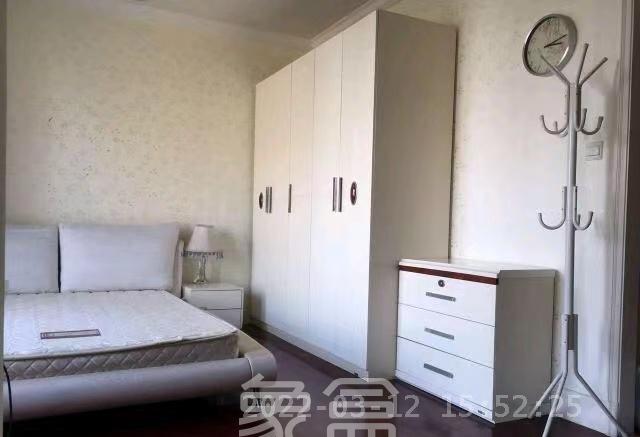 郡原广场  1室1厅1卫    1900.0元/月室内图1