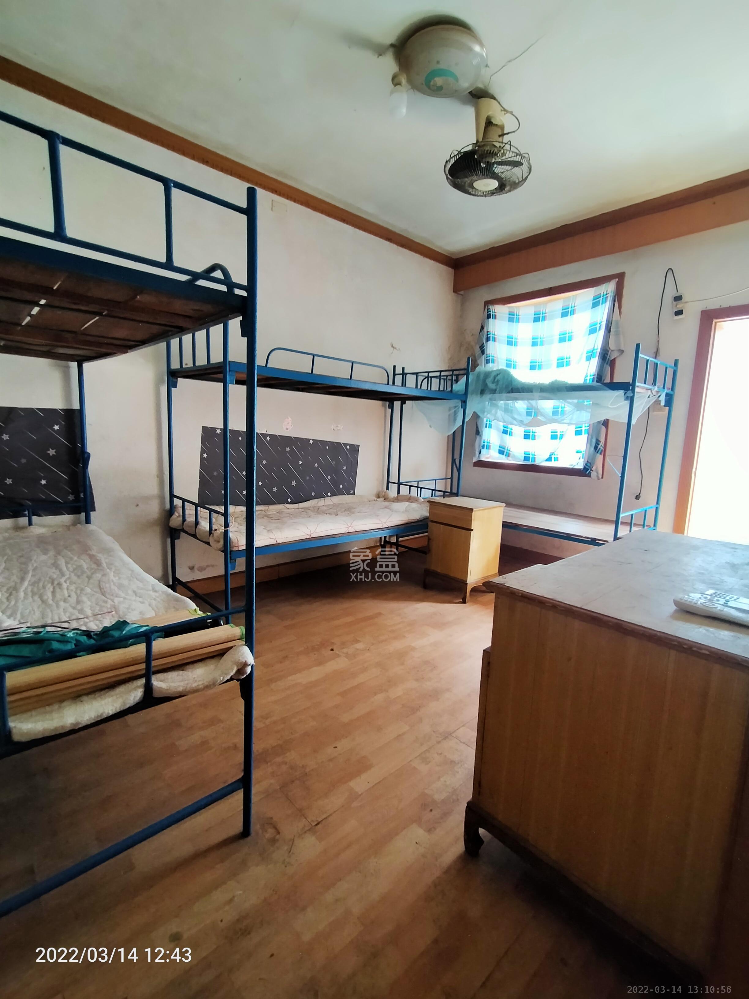 湘茶大廈  3室2廳1衛(wèi)    2500.0元/月室內(nèi)圖