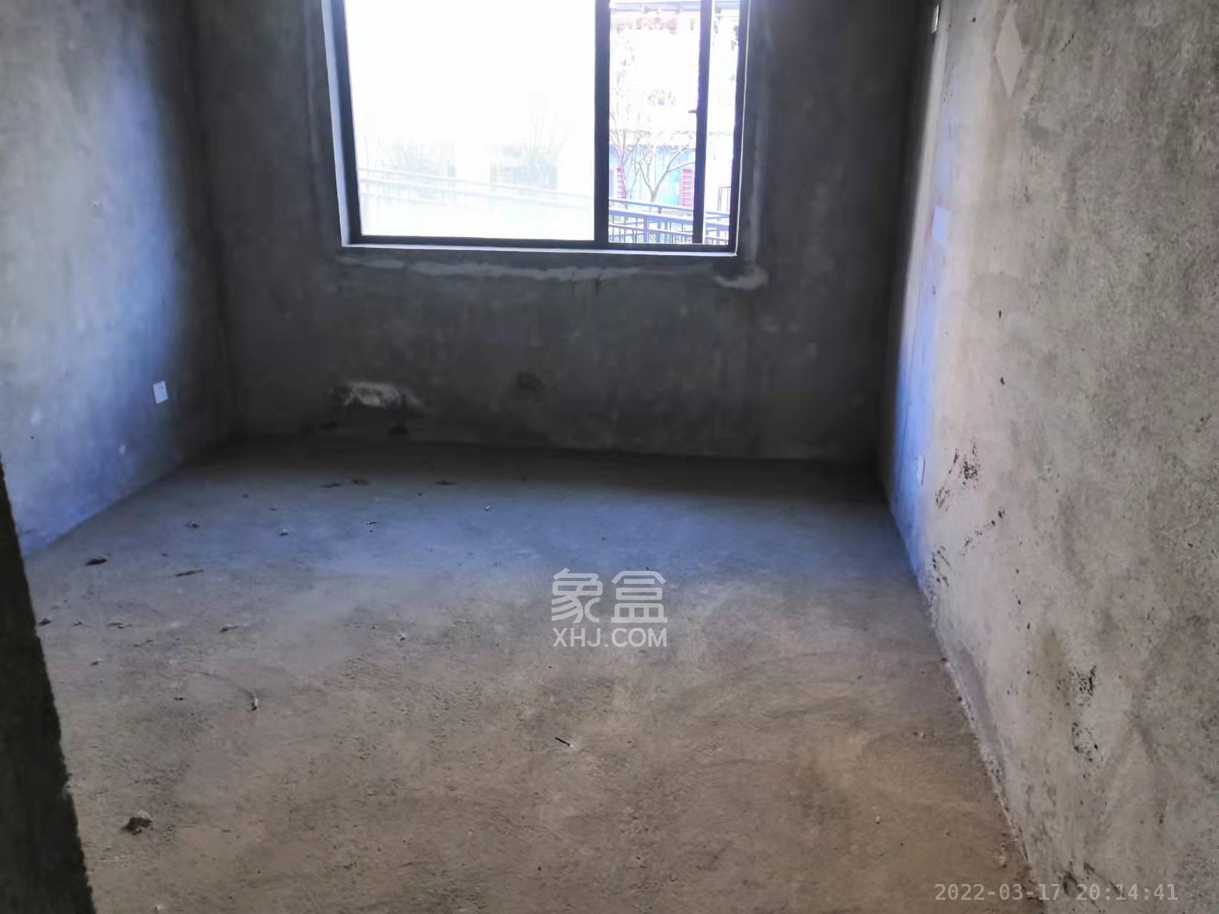 艾美潇湘  4室2厅2卫   2000.00元/月室内图