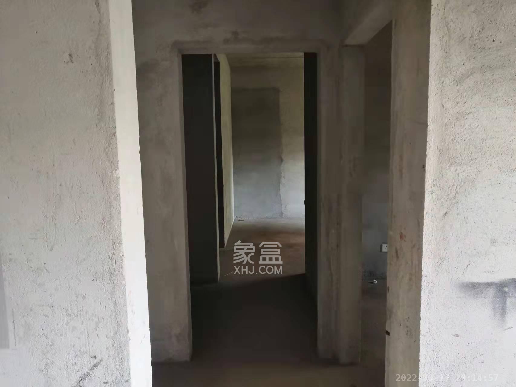 艾美潇湘  4室2厅2卫   2000.00元/月室内图