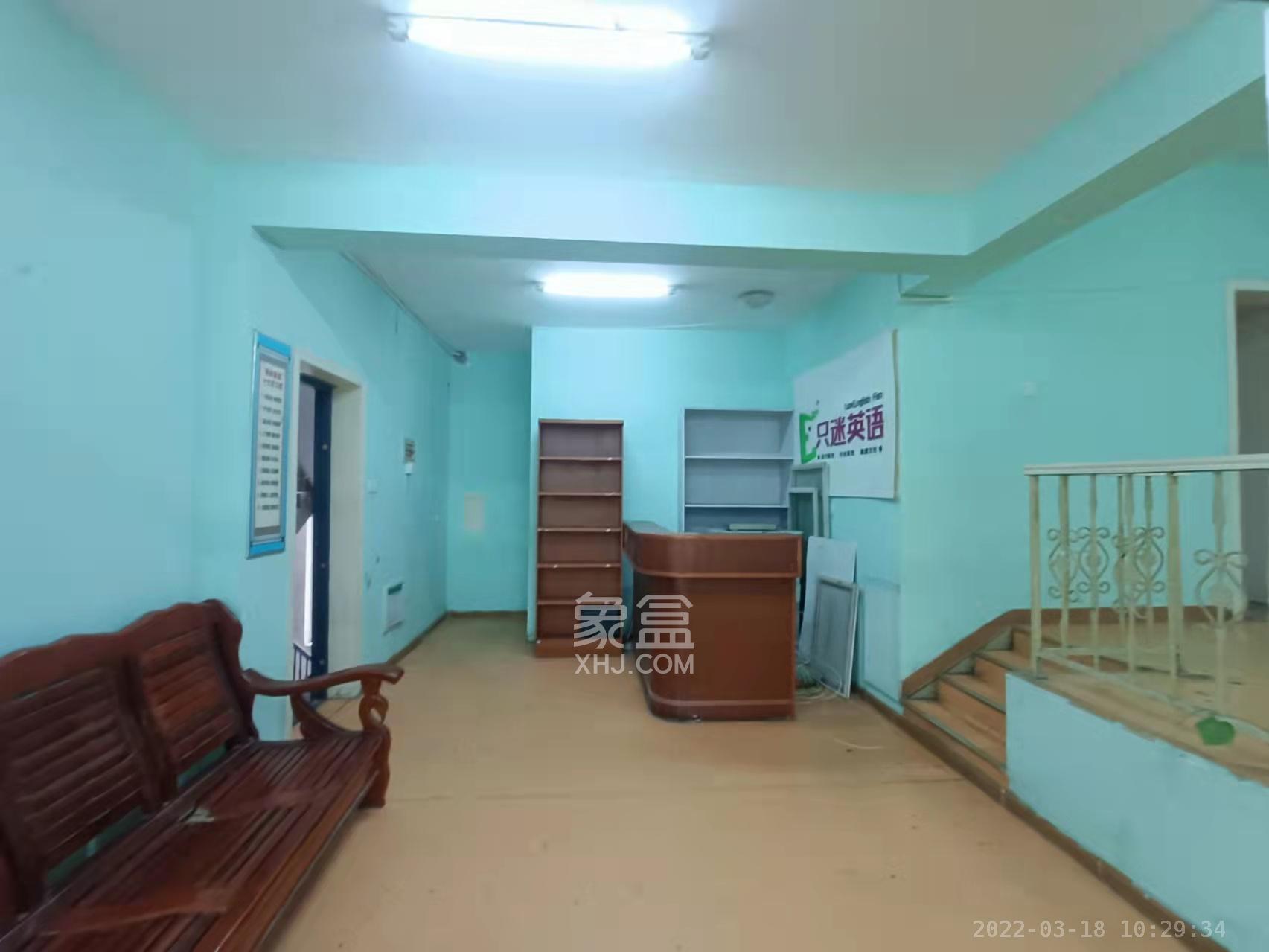 三重大厦(三重才园小区) 4室2厅1卫 4200.0元/月 三重大厦(三重才园小区) 4室2厅1卫 4200.0元/月室内图