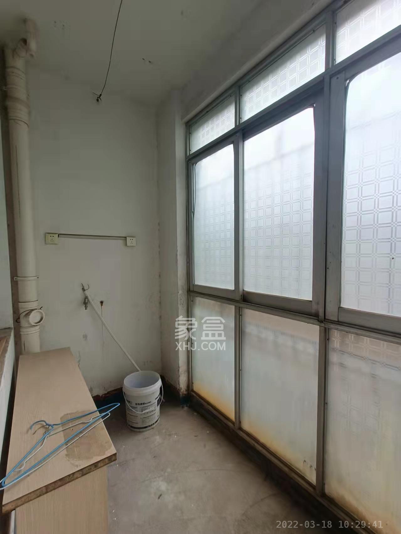 三重大厦(三重才园小区) 4室2厅1卫 4200.0元/月 三重大厦(三重才园小区) 4室2厅1卫 4200.0元/月室内图