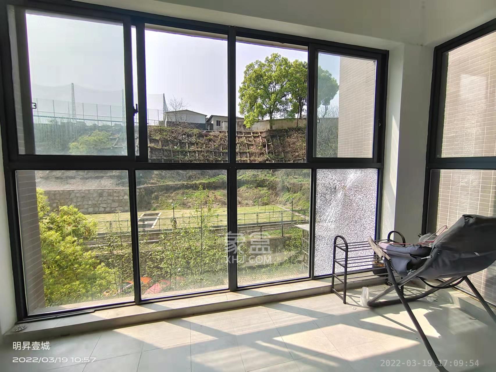 优山美地  3室2厅2卫    2500.0元/月 优山美地  3室2厅2卫    2500.0元/月室内图