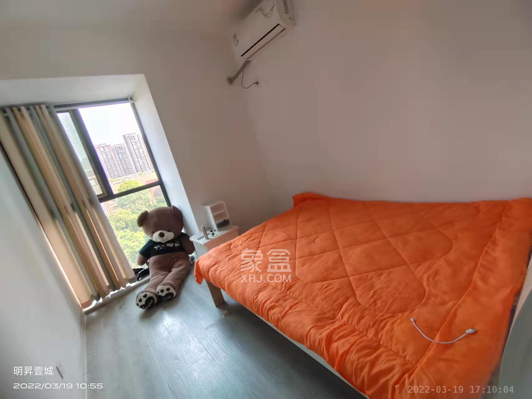 优山美地  3室2厅2卫    2500.0元/月 优山美地  3室2厅2卫    2500.0元/月室内图