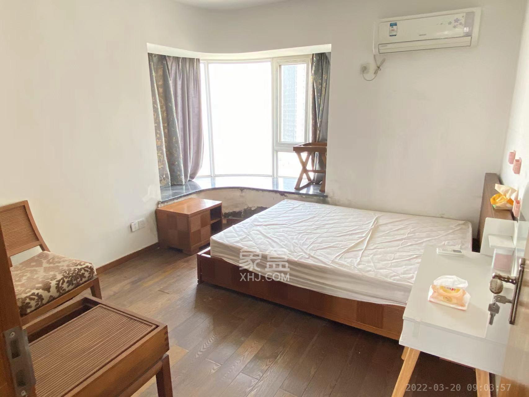 月湖兰庭  3室2厅2卫   3800.00元/月室内图