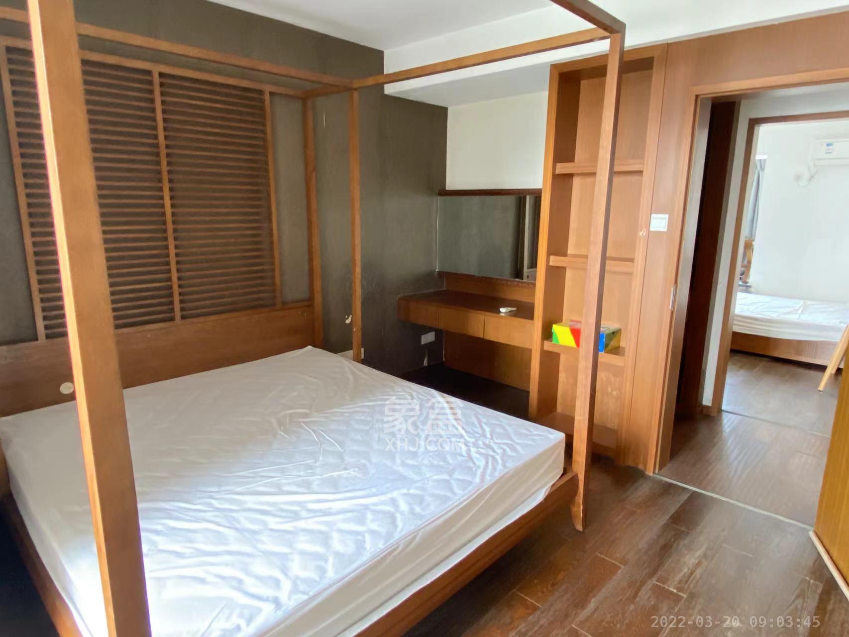 月湖兰庭  3室2厅2卫   3800.00元/月室内图