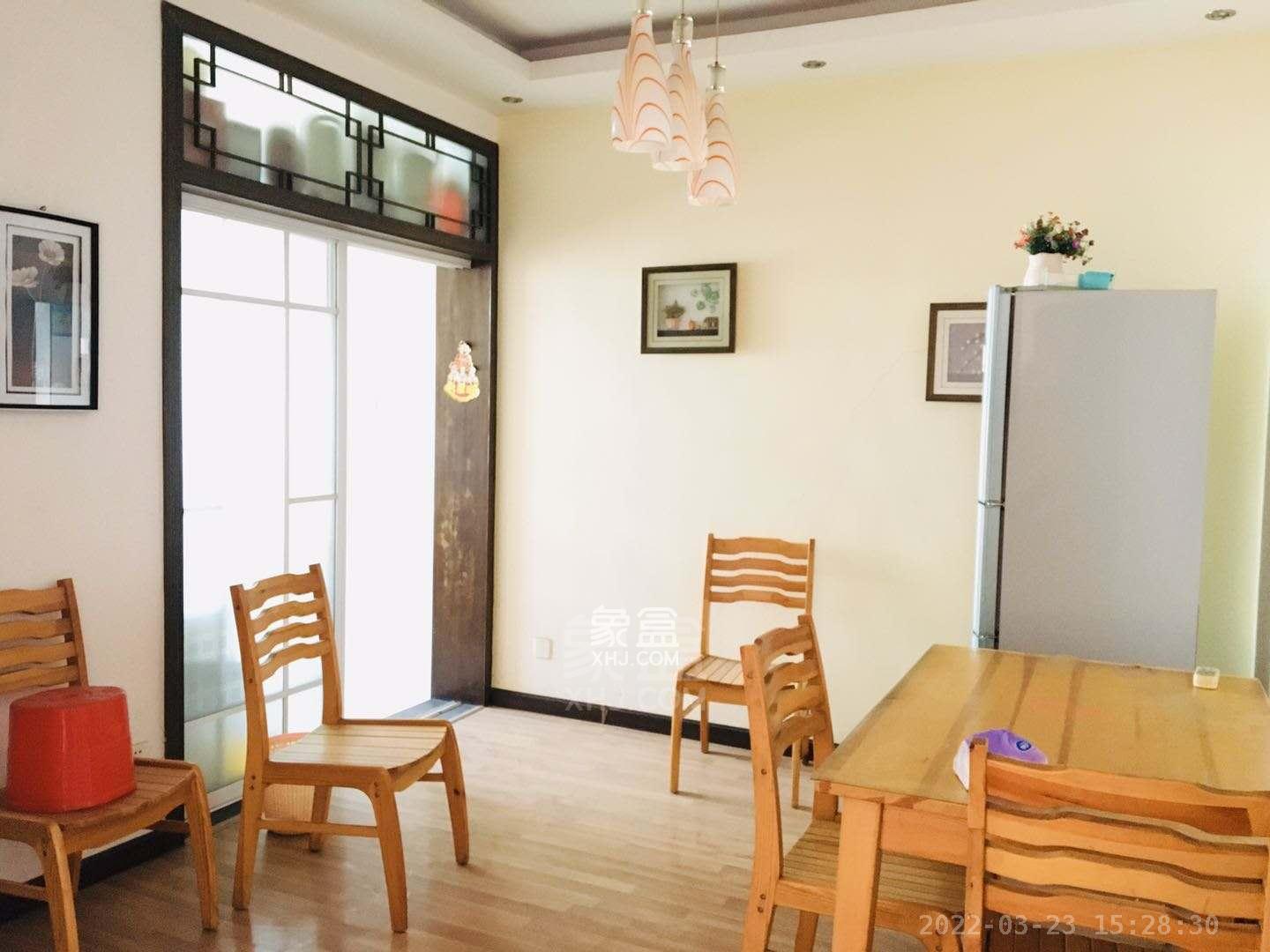 仁和小区  3室2厅1卫   1100.00元/月室内图1