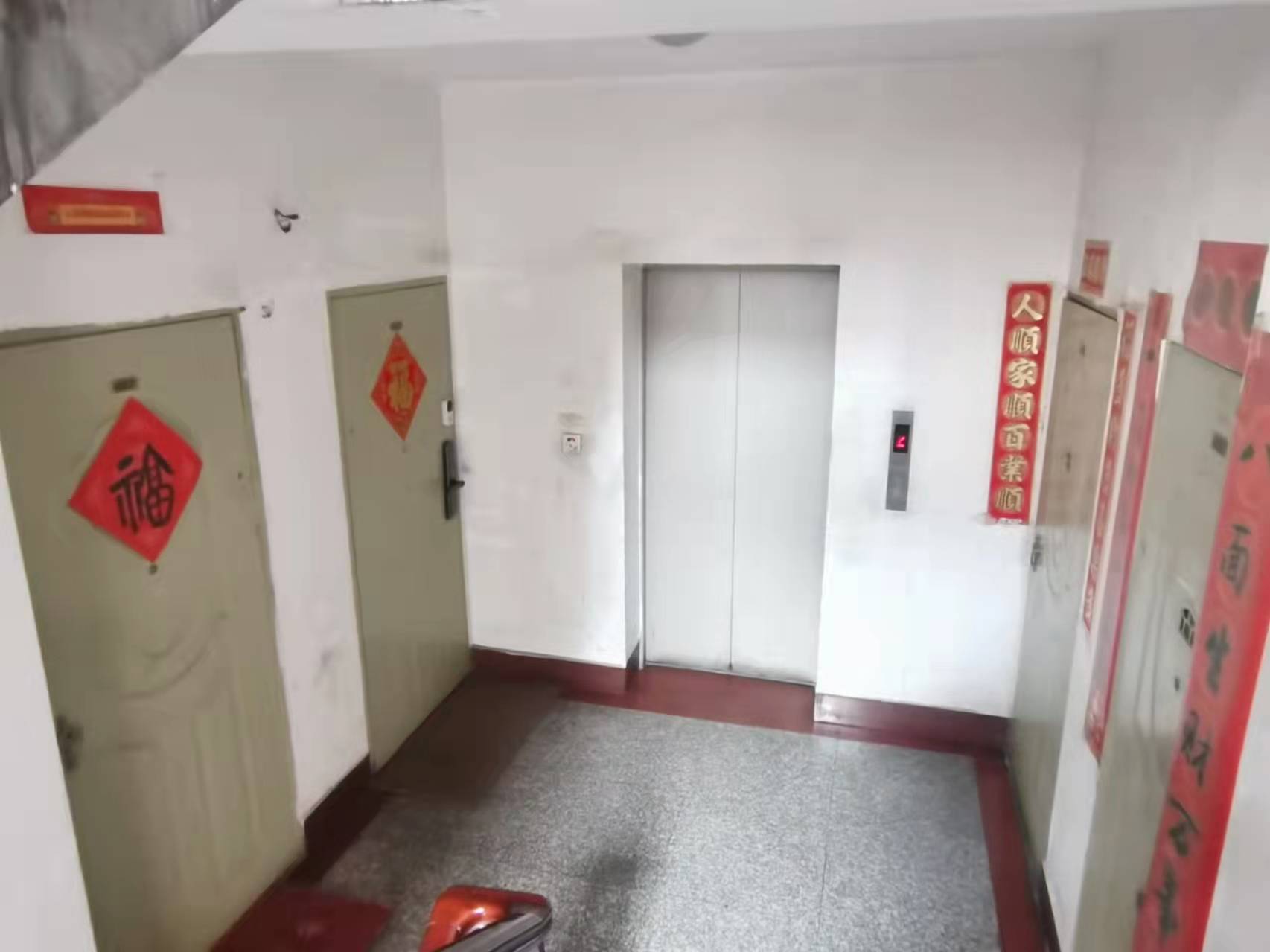 天麓商住樓室內(nèi)圖2