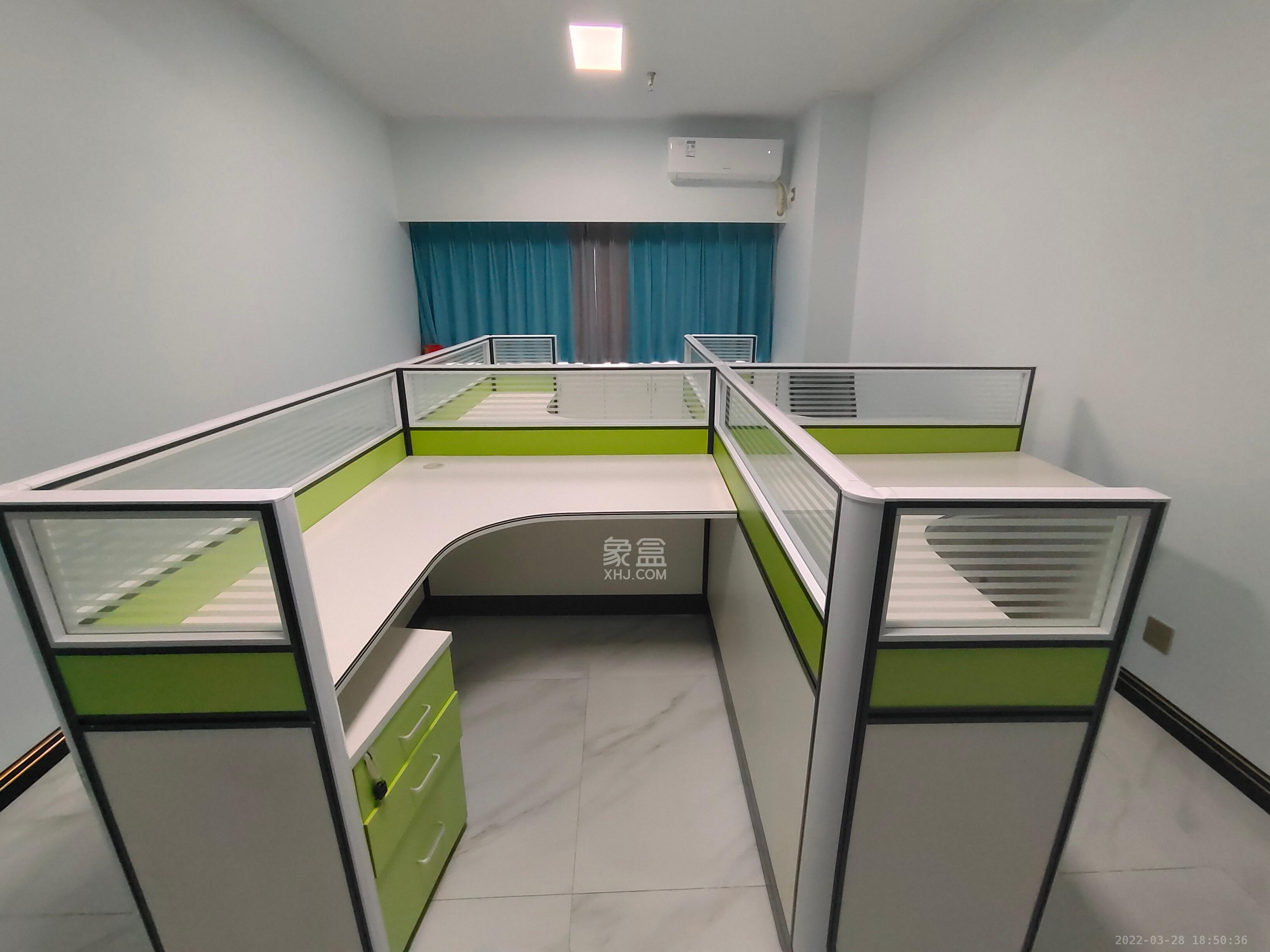 金色loft(鑫秋大厦) 2室2厅1卫 15000.0元/月 金色loft(鑫秋大厦) 2室2厅1卫 15000.0元/月室内图