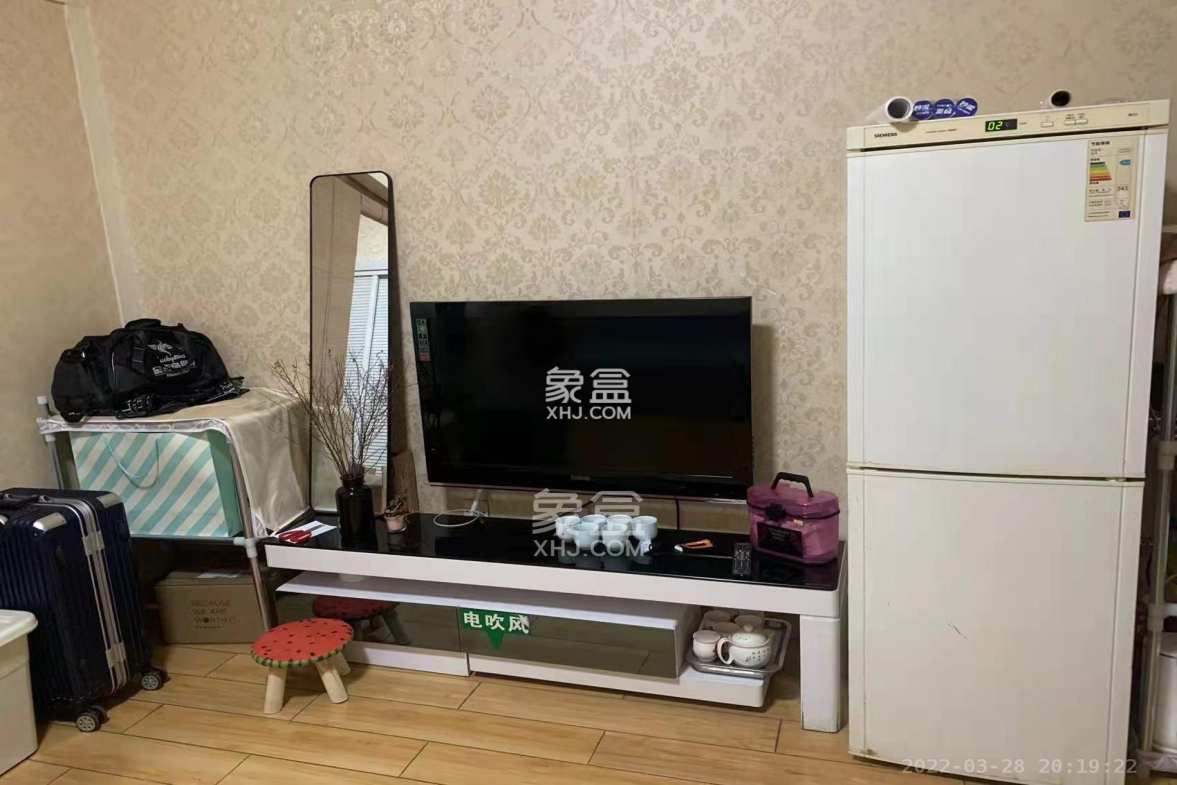 西子一间 1室1厅1卫 1800.0元/月 西子一间 1室1厅1卫 1800.0元/月室内图