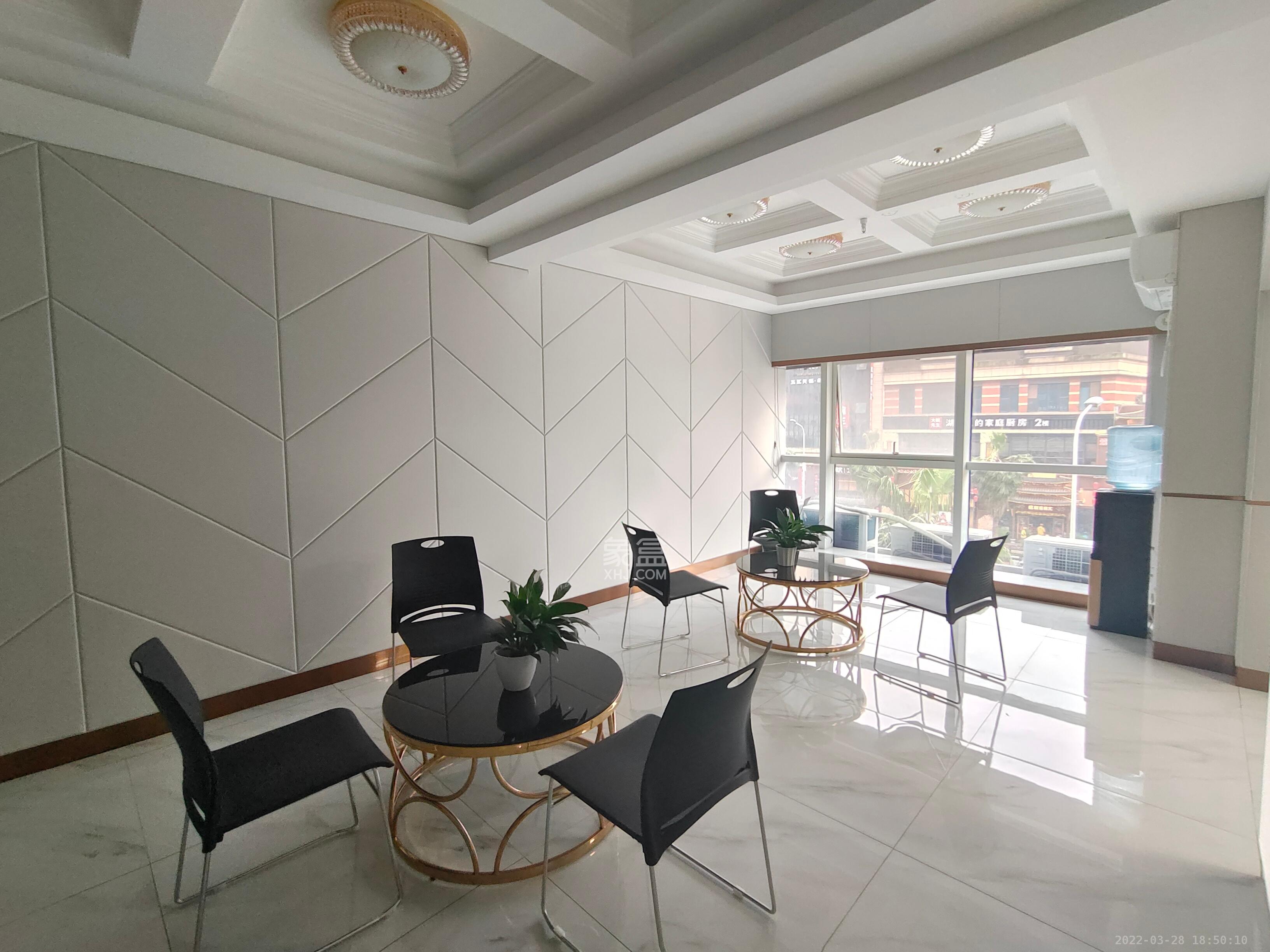 金色loft(鑫秋大厦) 2室2厅1卫 15000.0元/月 金色loft(鑫秋大厦) 2室2厅1卫 15000.0元/月室内图