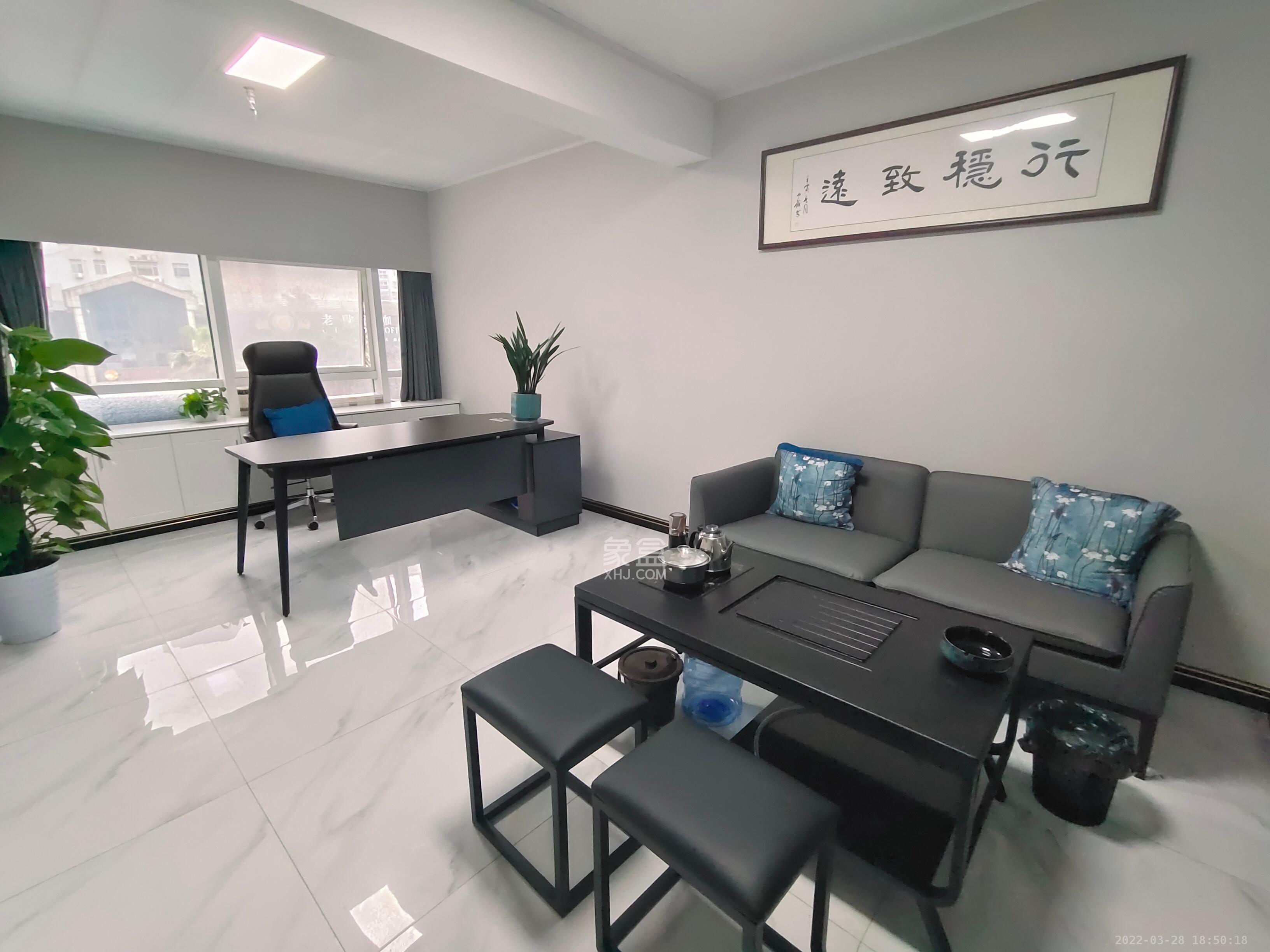 金色loft(鑫秋大厦) 2室2厅1卫 15000.0元/月 金色loft(鑫秋大厦) 2室2厅1卫 15000.0元/月室内图