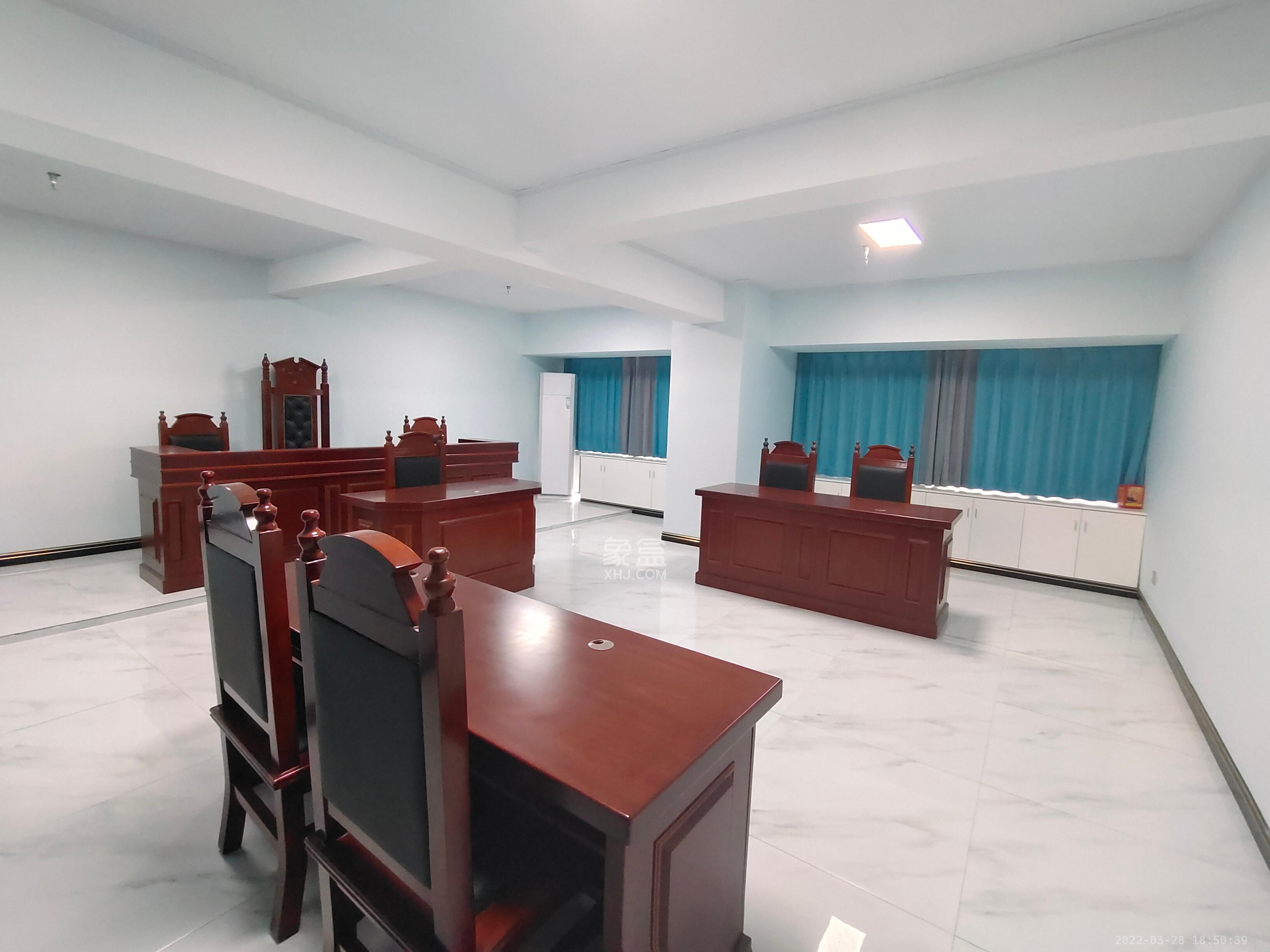 金色loft(鑫秋大厦) 2室2厅1卫 15000.0元/月 金色loft(鑫秋大厦) 2室2厅1卫 15000.0元/月室内图